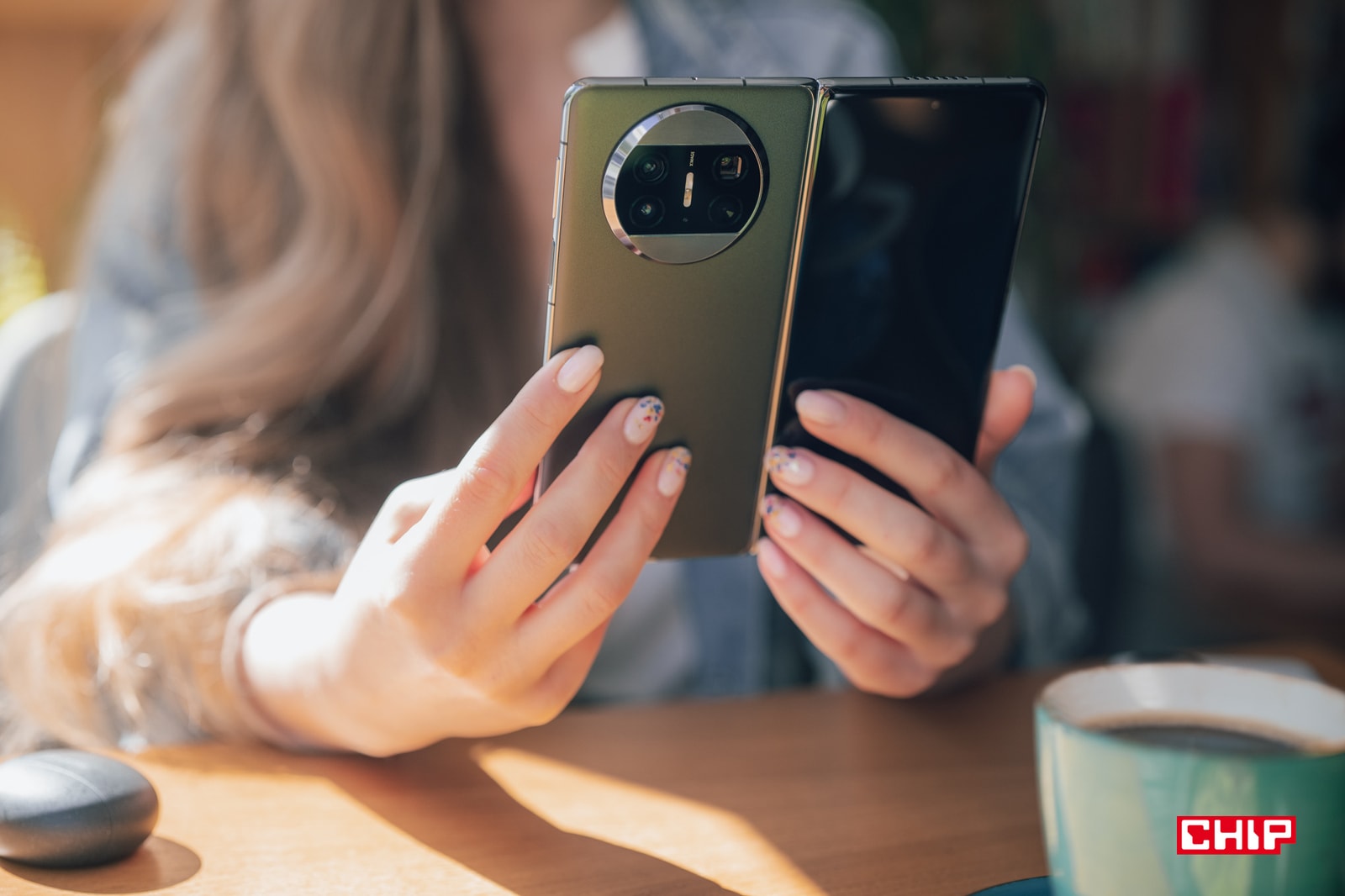 Huawei Mate X3
