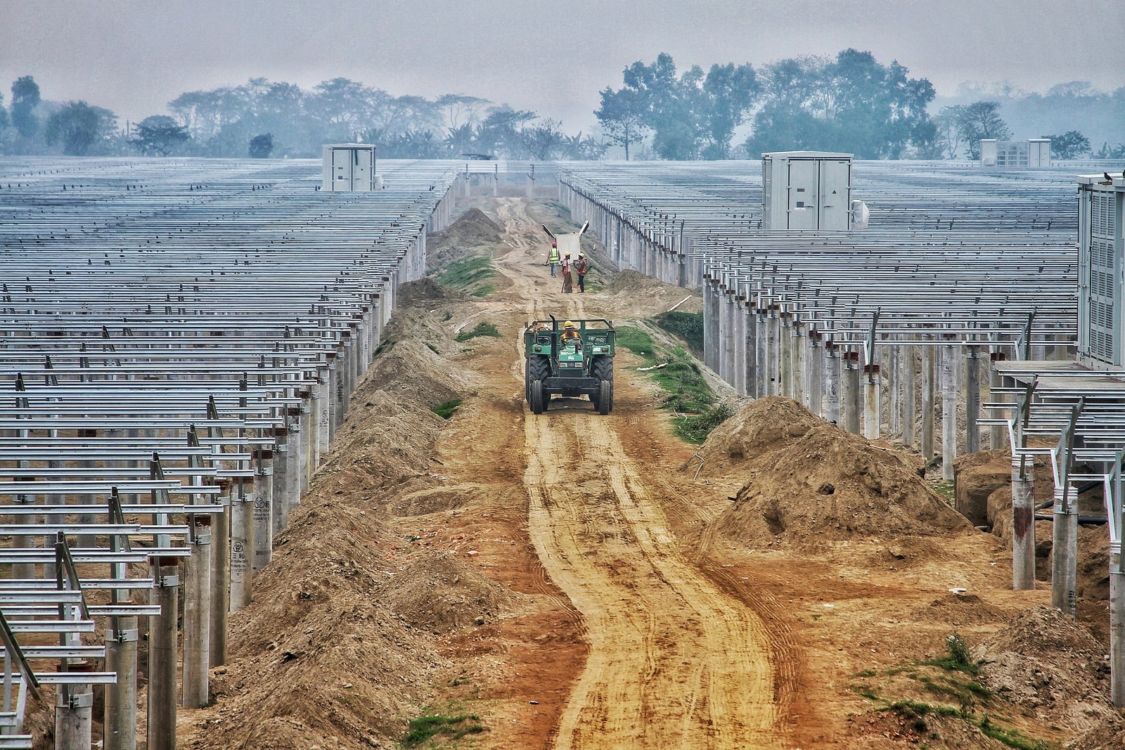 Chiny nałożą ostre przepisy na fotowoltaikę. Co zmienią nowe wymogi?