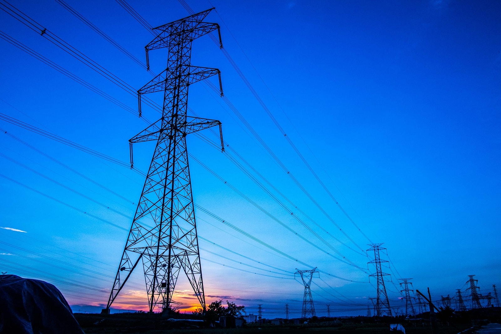 A gdyby tak włączyć akumulatory litowo-jonowe do sieci energetycznej? To nie żart