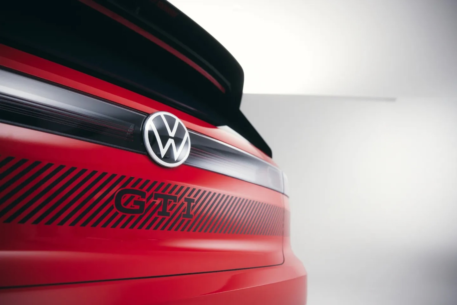 Lata tradycji do piachu. Nowy Volkswagen GTI jest elektryczny