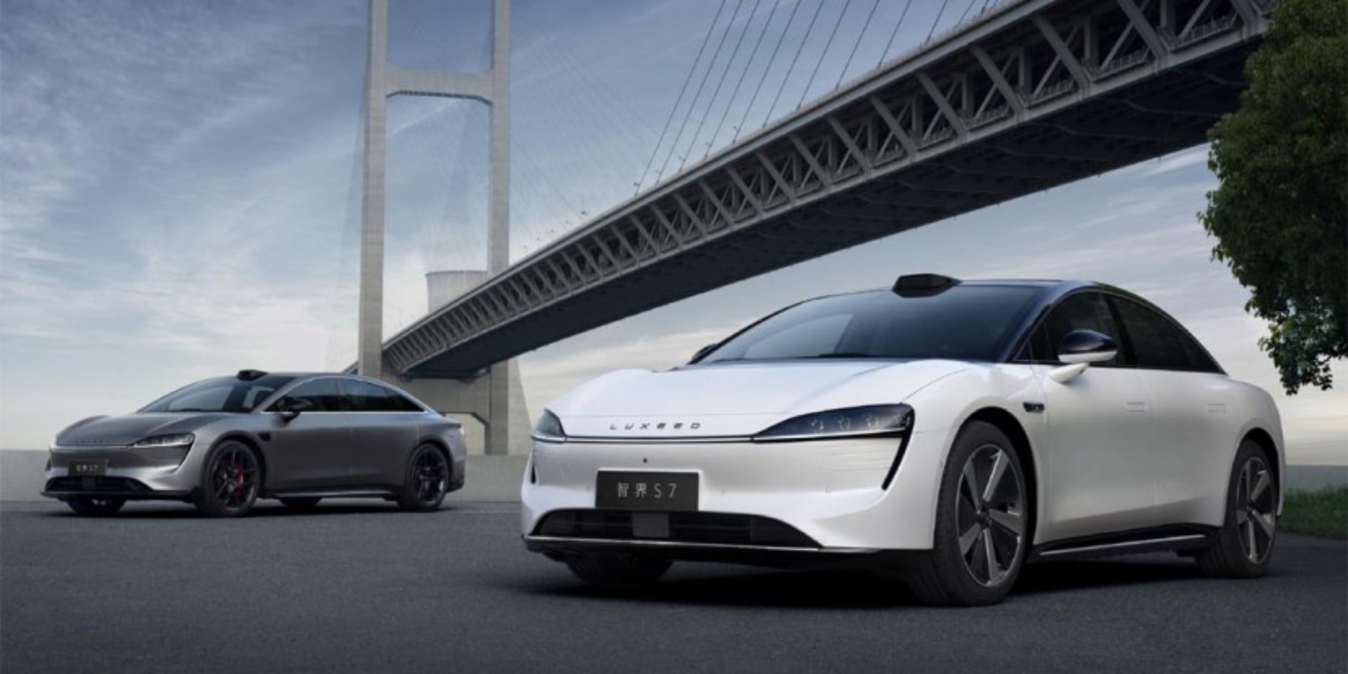 Tesla może się schować. Huawei pokazał elektryczny samochód, który zostawia Model S w tyle