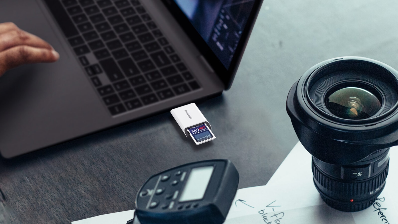 Karty pamięci dla profesjonalistów – Samsung prezentuje serię PRO Ultimate