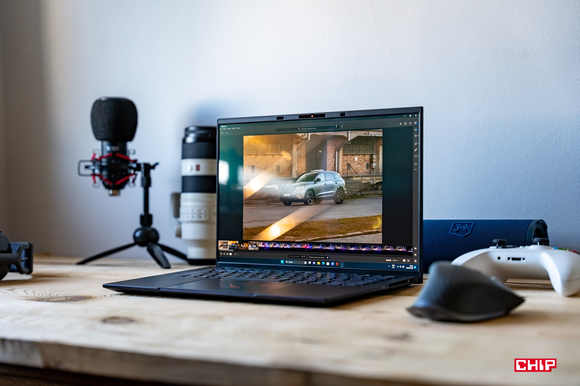 Test Asus ExpertBook B9 OLED. Ekran OLED w laptopie lżejszym niż kilogram