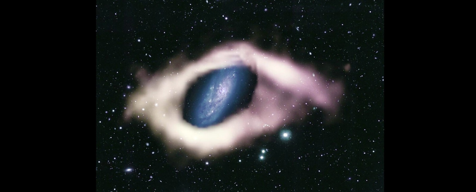 Zagadkowa struktura otacza tę galaktykę. Taki widok praktycznie się nie zdarza