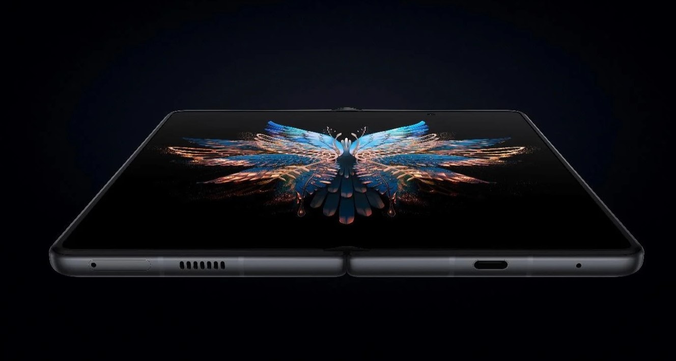 Tecno Phantom V Fold
