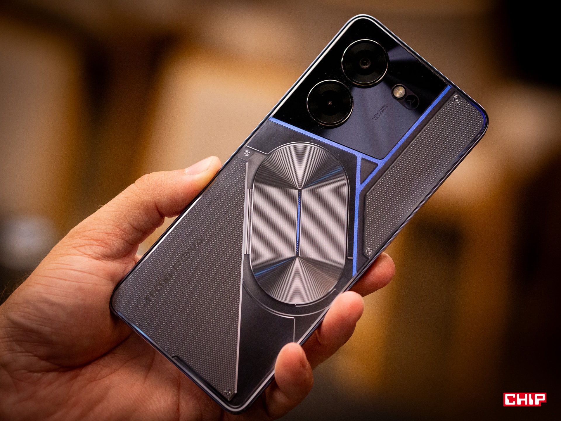 Tecno przypomina o sobie nowym telefonem. Debiutuje  Pova 5 Pro 5G i dodatkowe akcesorium