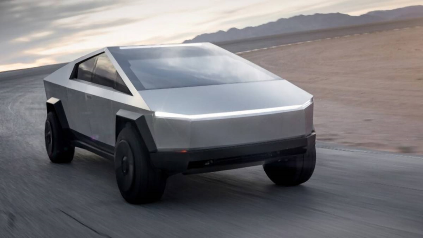 Tesla przypadkowo stworzyła potwora? Wojskowy Cyberpunk ma więcej sensu, niż myślisz