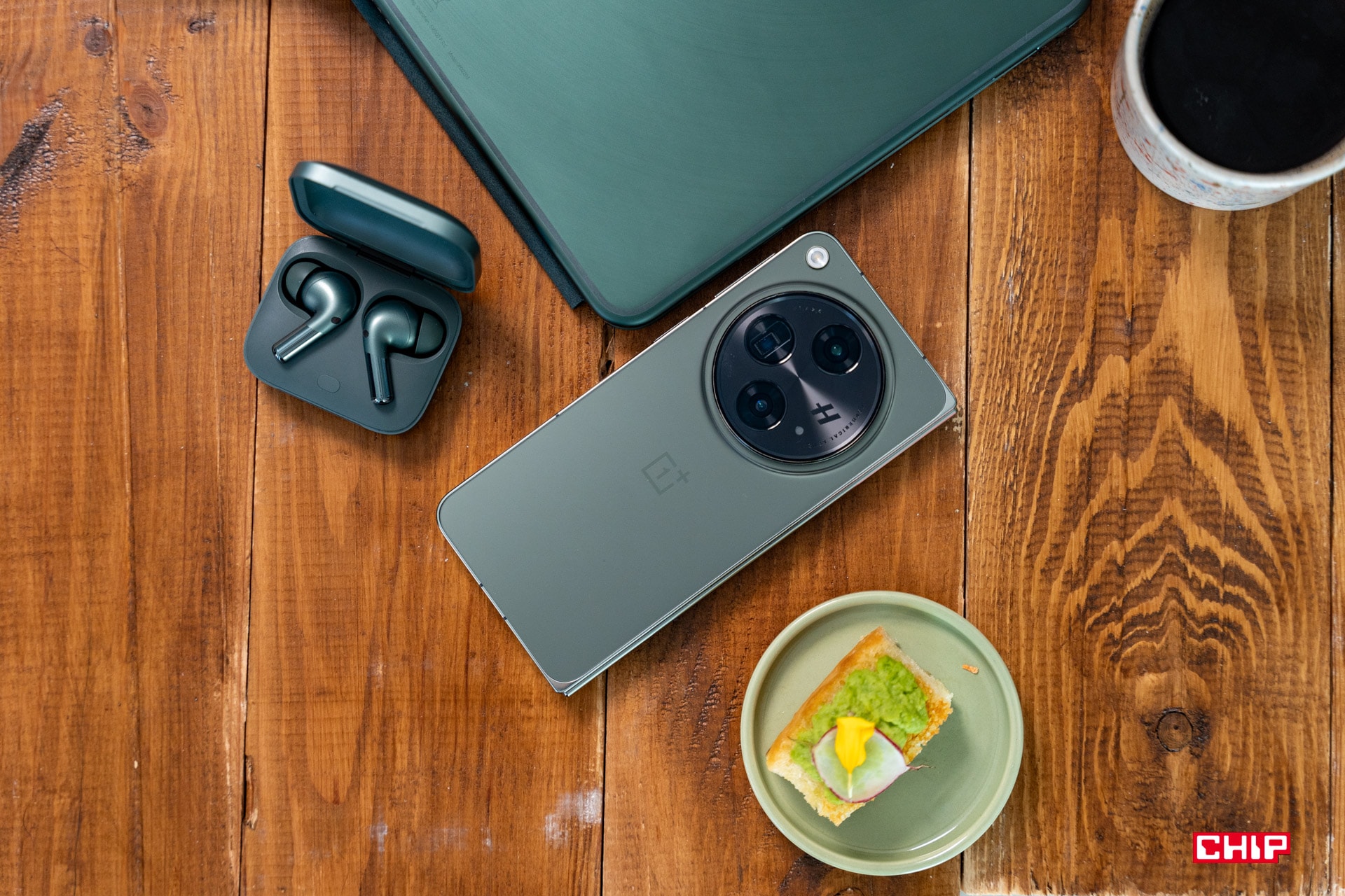 OnePlus Open ma jeden z najciekawszych aparatów na rynku. Znamy jego polską cenę