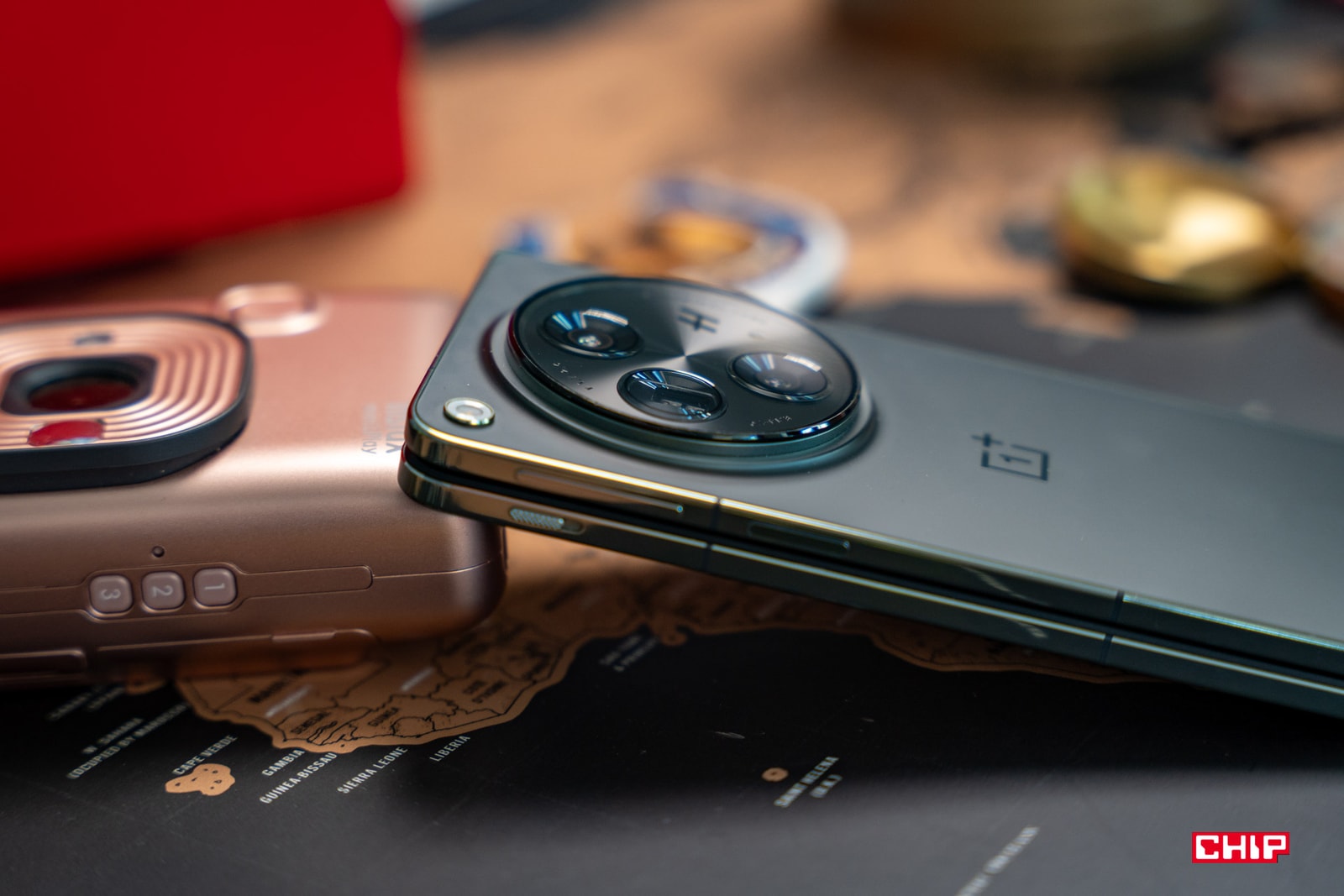OnePlus Open 2 z gigantyczną baterią. Zawstydzi nawet klasyczne flagowce