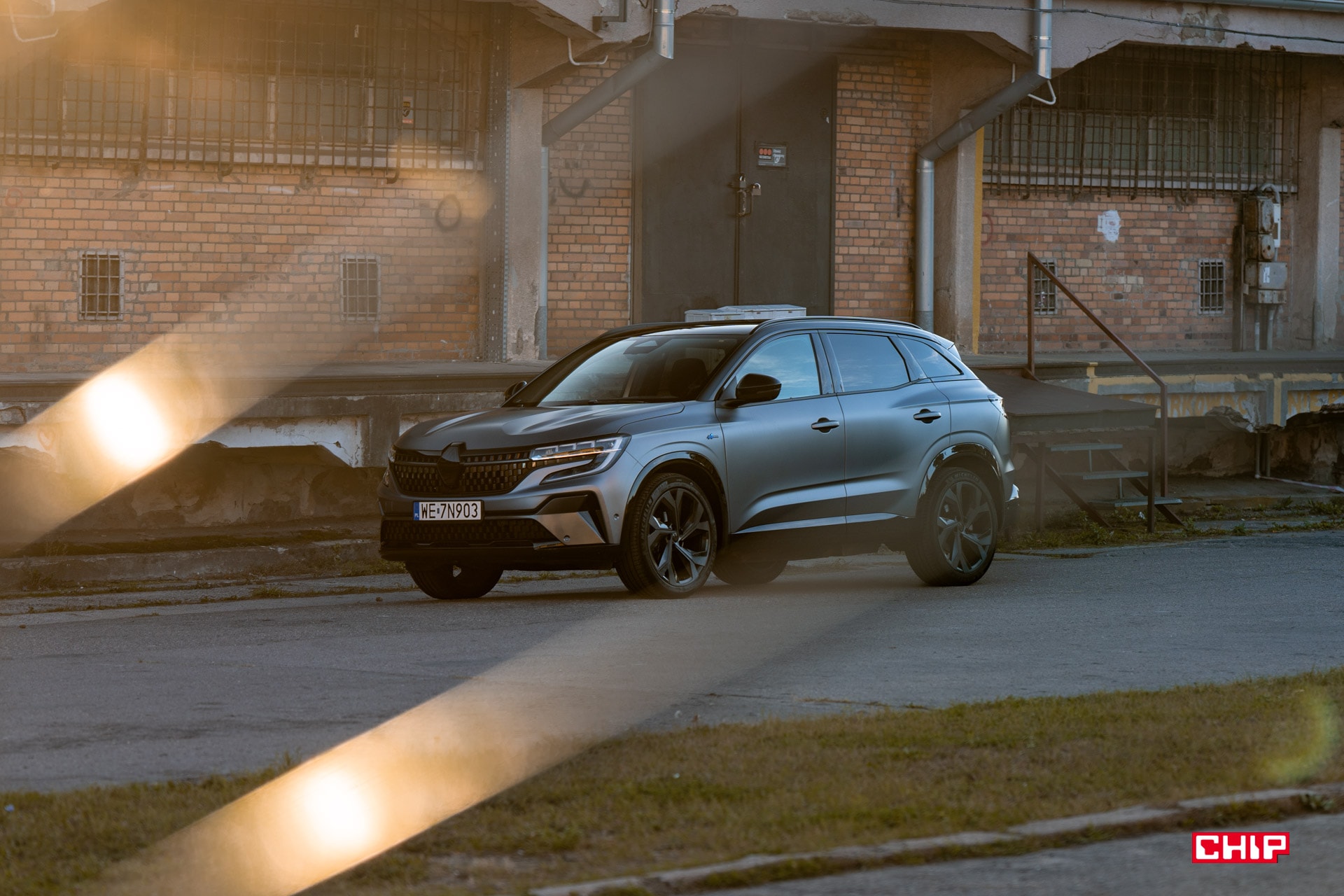 Test Renault Austral espirit Alpine. Może nie jest szybki, ale wygląda szybciej niż większość aut na drodze