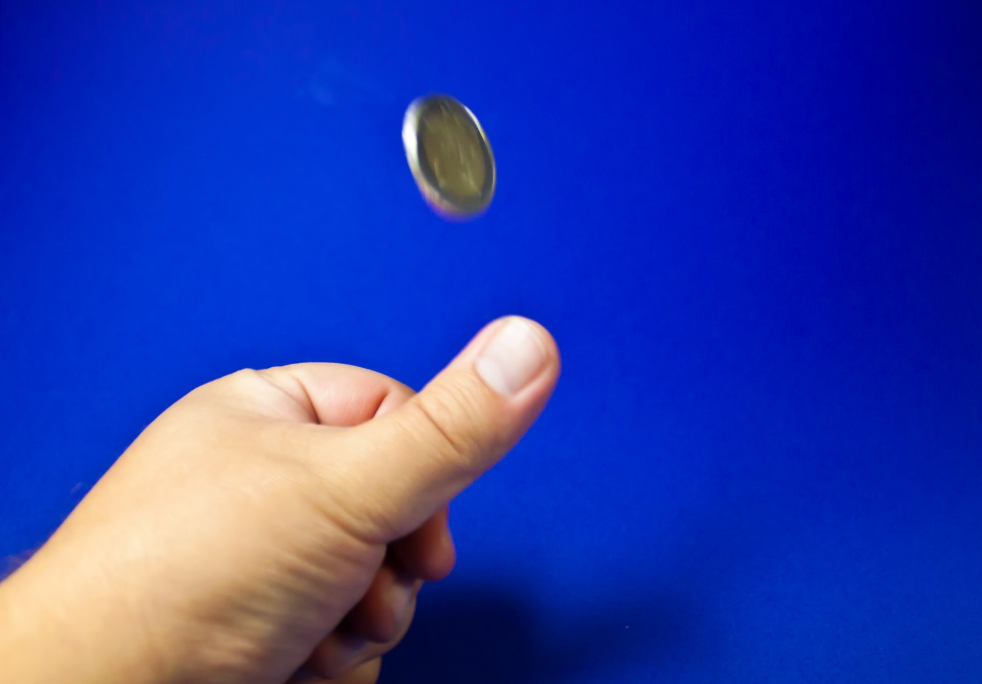 Szansa na trafienie rzutu monetą nie wynosi 50/50. Jedna strona wypada częściej