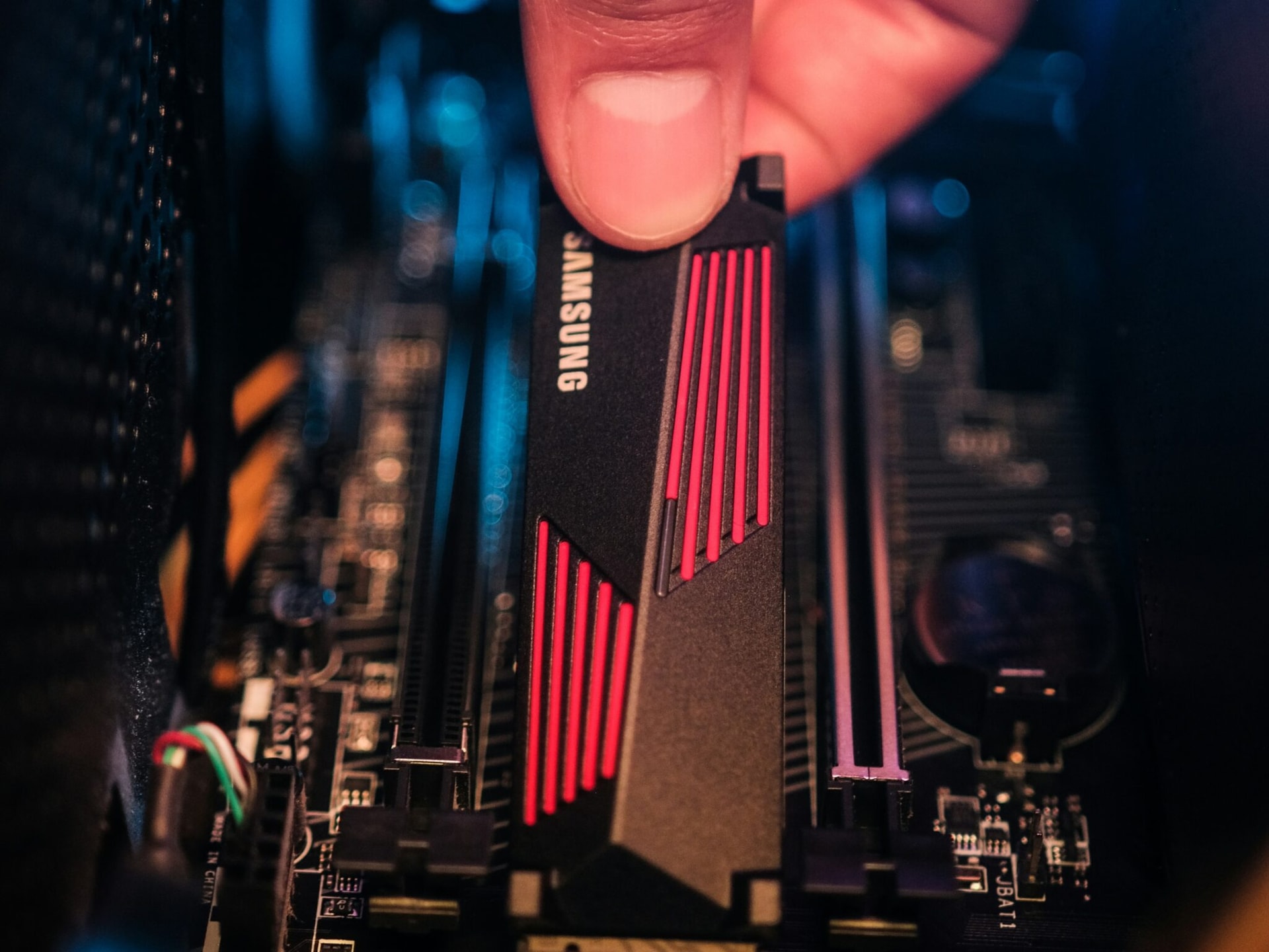 Nie zwlekaj z zakupem dysku SSD. Samsung zapowiada cięcia produkcji i solidne podwyżki cen pamięci NAND