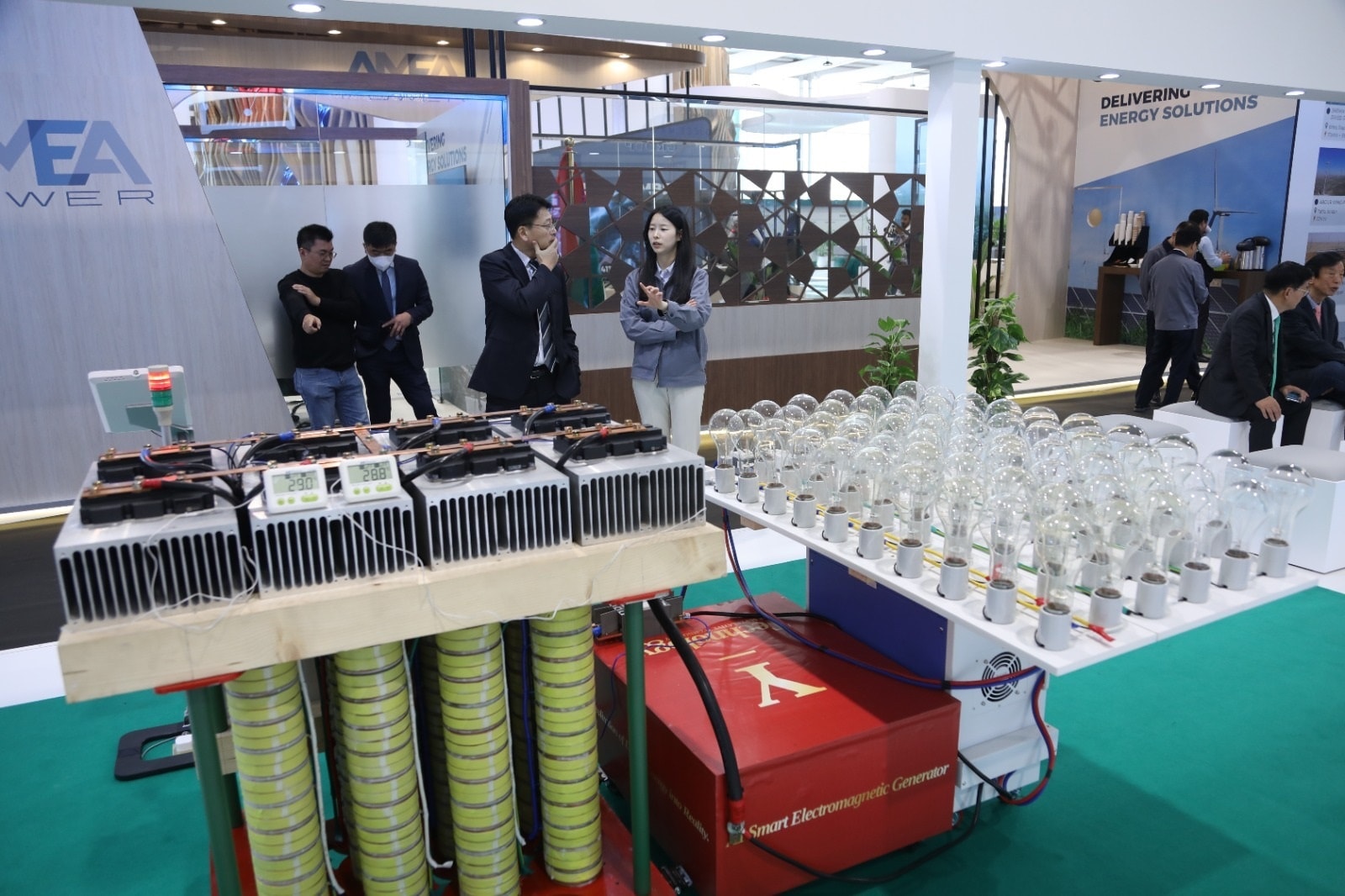 Generator prądu, który nie potrzebuje paliwa. Elektromagnetyczna magia zaprezentowana w praktyce 