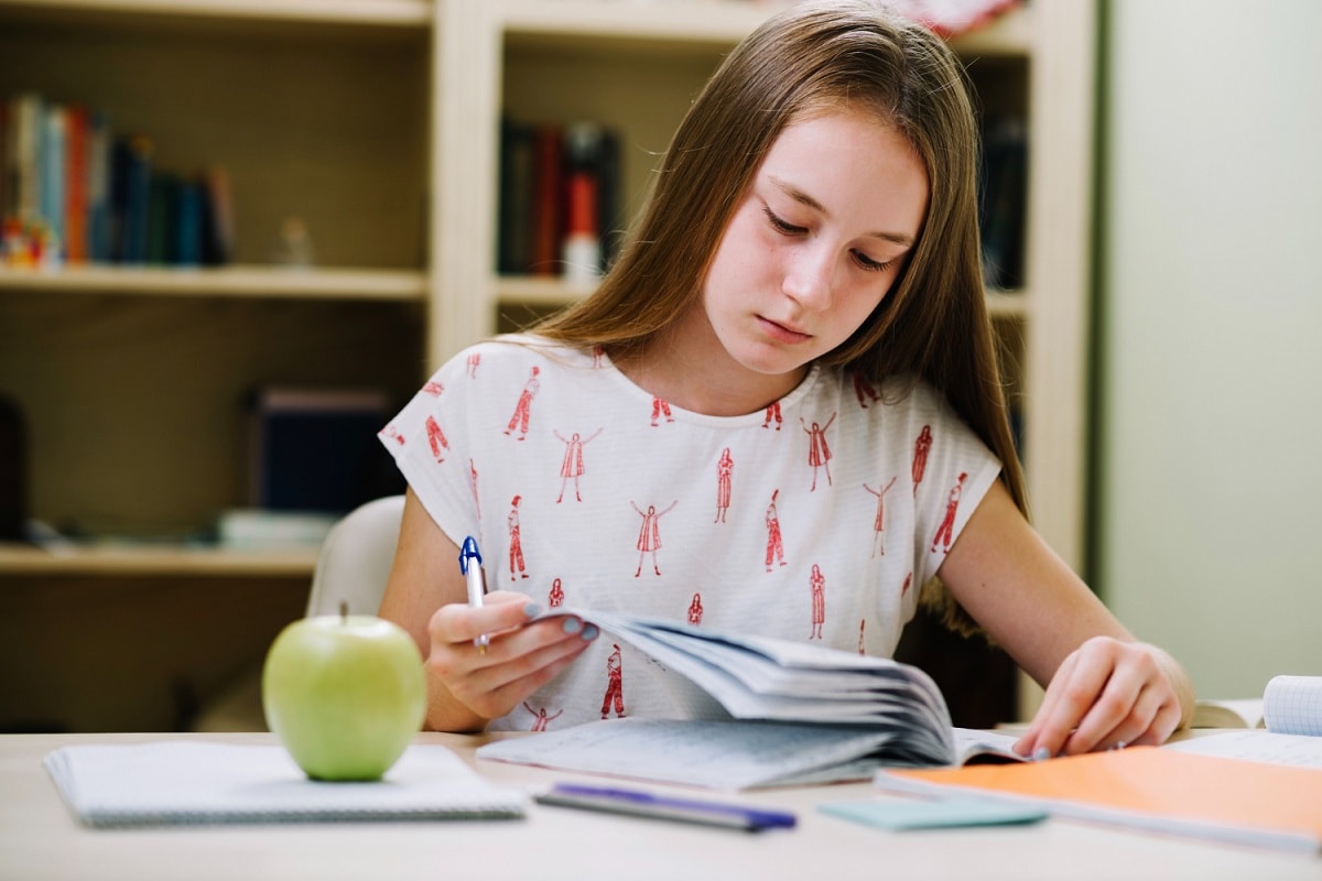 Matematyka jest królową nauk, ale to nie znaczy, że ją lubimy