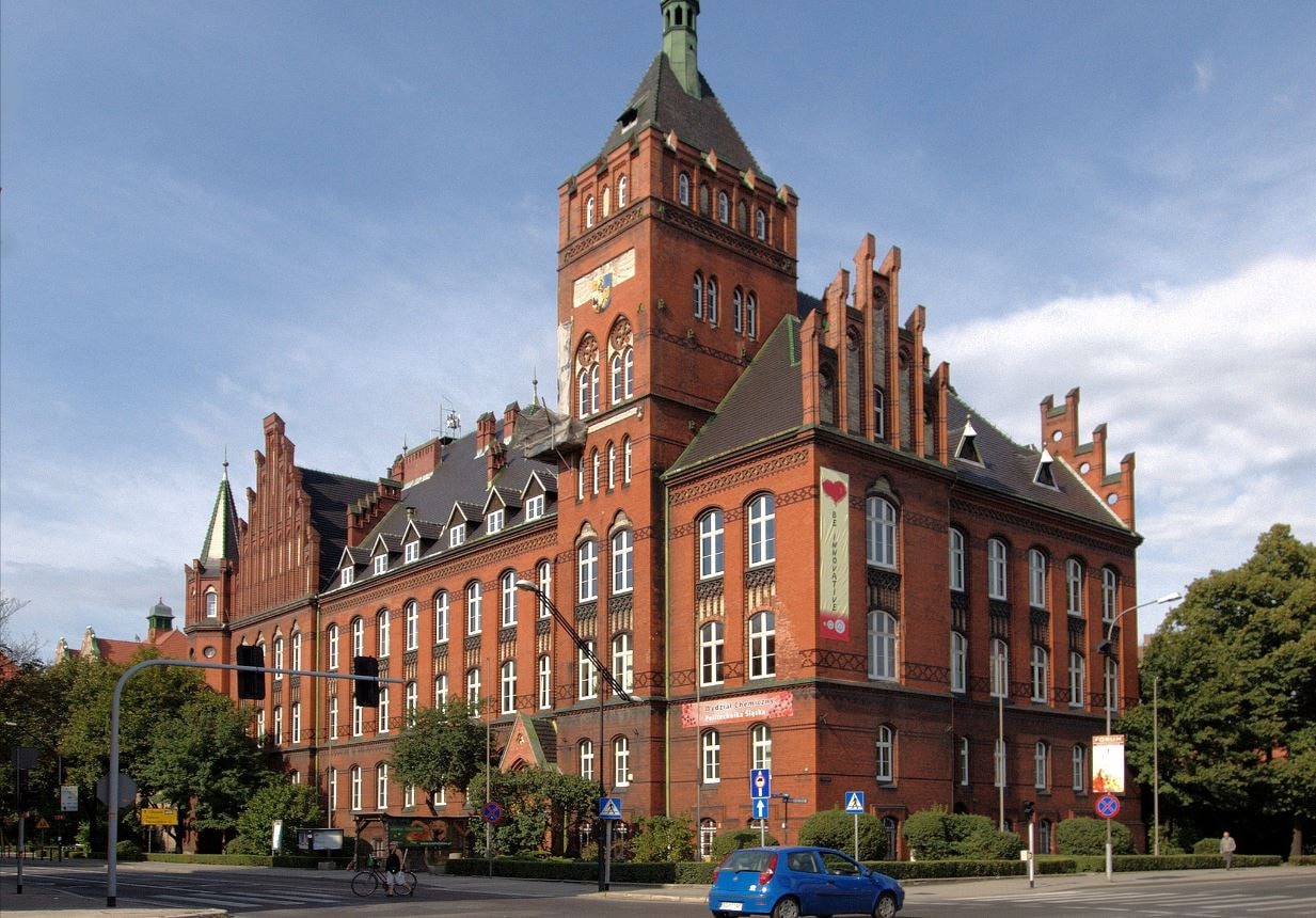 Wydział Chemiczny Politechniki Śląskiej / źródło: Nemo 5576, Wikimedia Commons, CC-BY-SA-3.0
