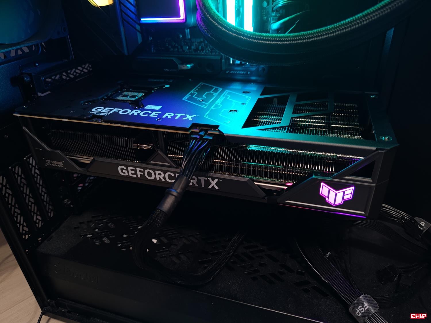 Test Asus GeForce RTX 4080 SUPER TUF Gaming OC