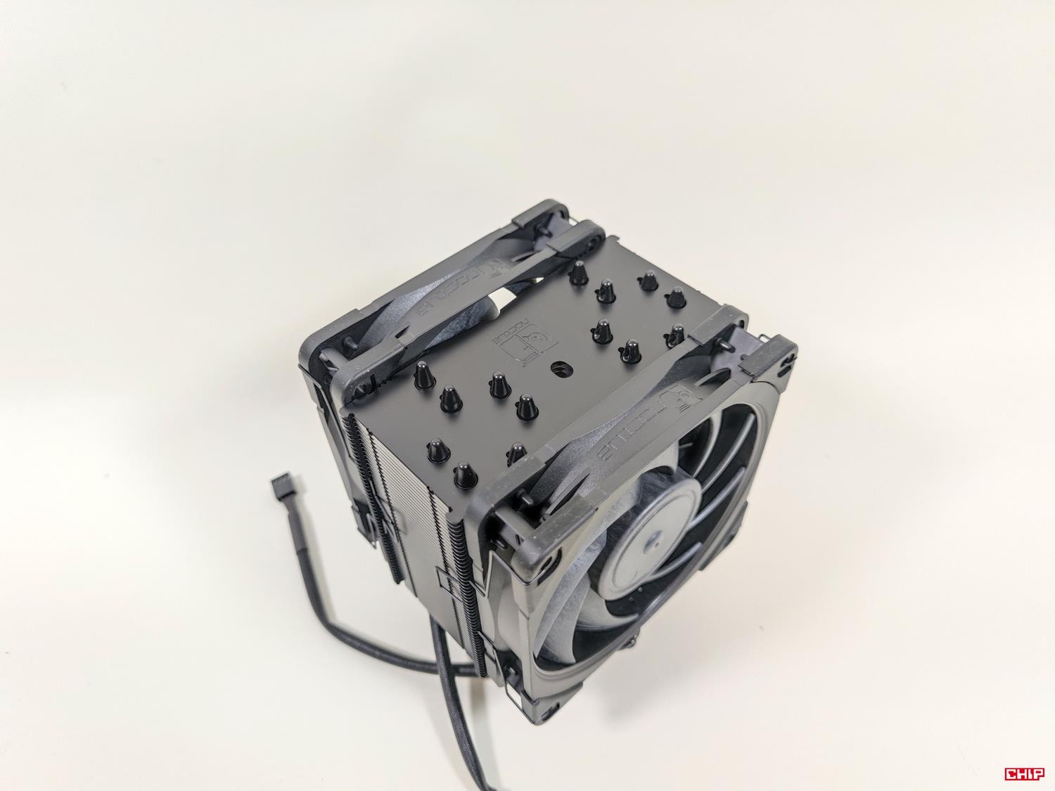 Test chłodzenia Noctua NH-U12A chromax.black