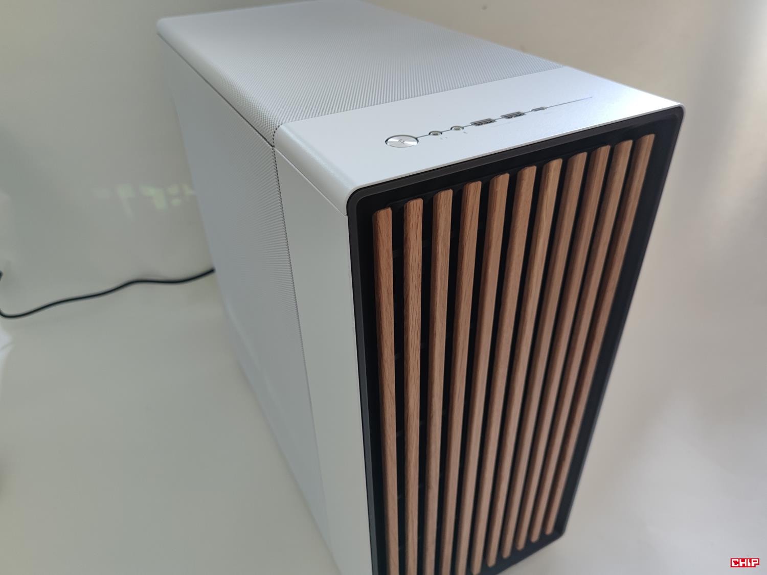 Test obudowy Fractal Design North XL