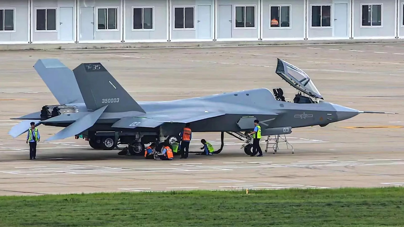 Myśliwiec J-35
