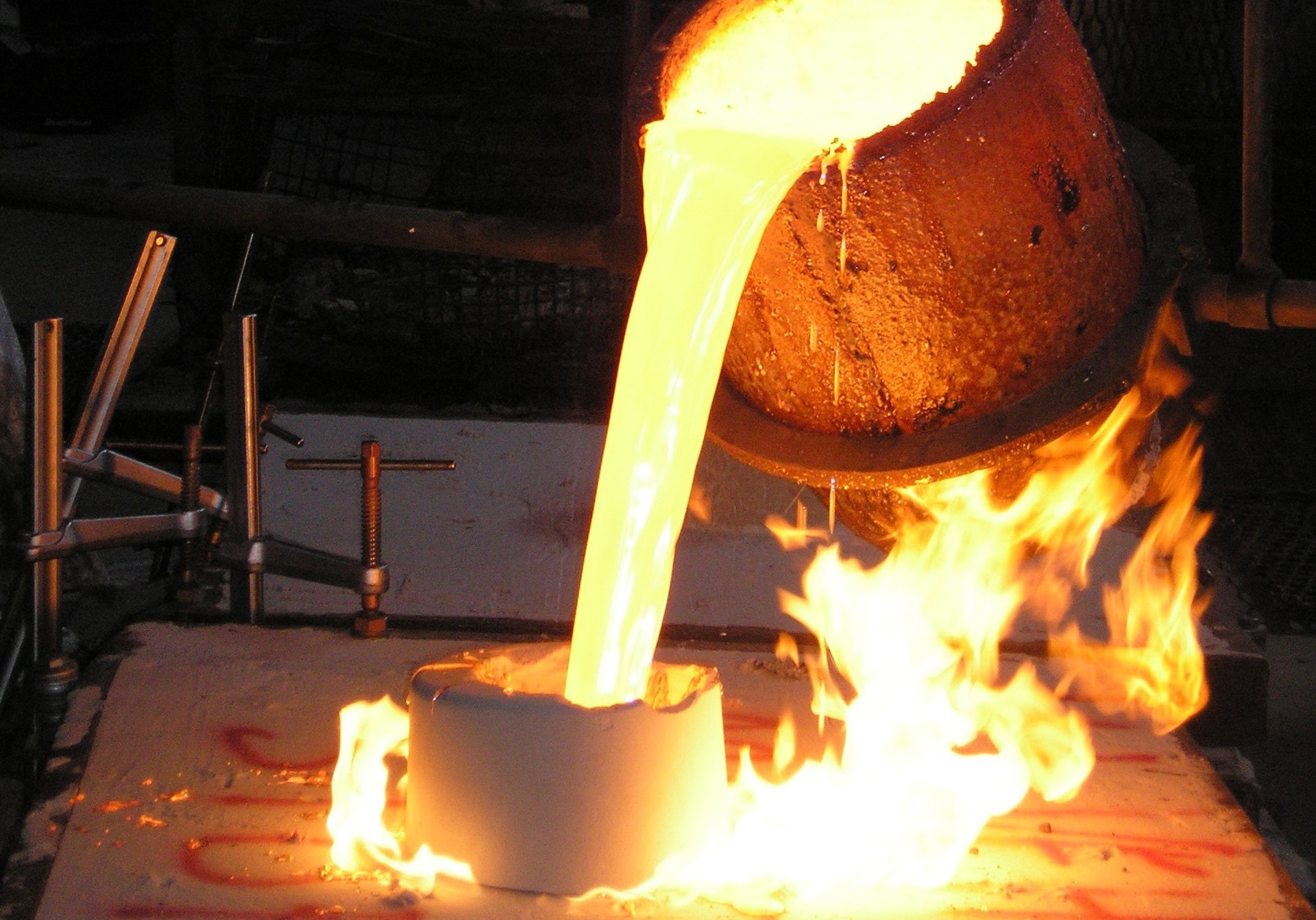 Żużel może być dobrym źródłem do odzysku miedzi i innych metali
