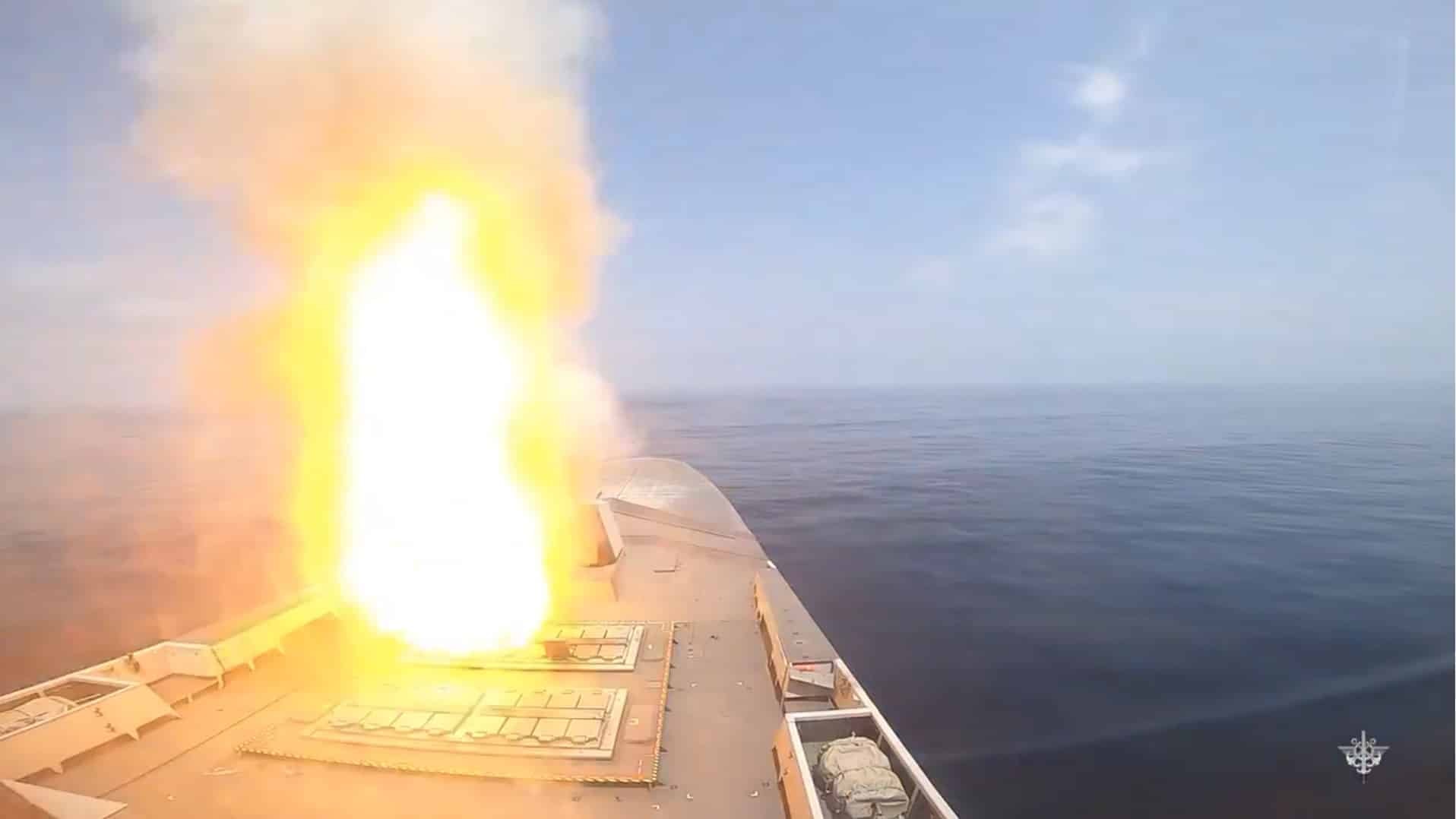 Obok tej akcji nie można przejść obojętnie. Nagrali przechwycenie trzech niszczycielskich pocisków