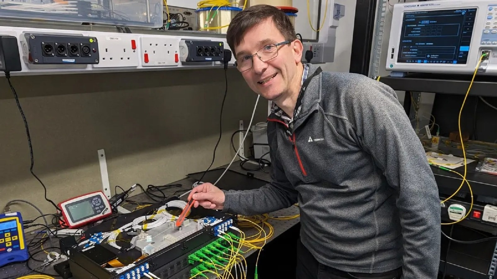 Wysłali dane z prędkością 4,5 mln razy wyższą od normalnej. Internet jeszcze nigdy nie był tak szybki