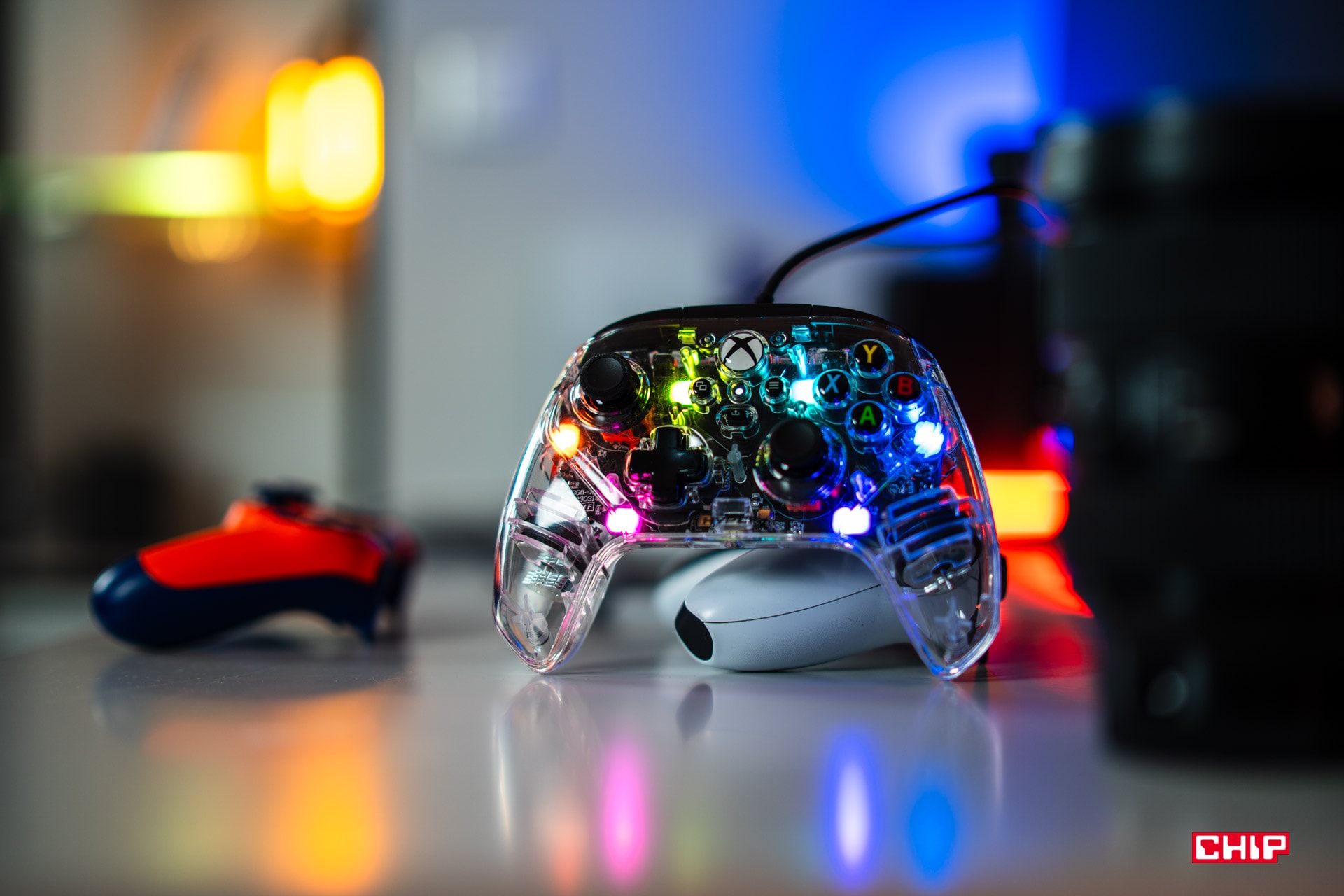 Test HyperX Clutch Gladiate RGB – nie znajdziesz drugiego tak efektownego pada