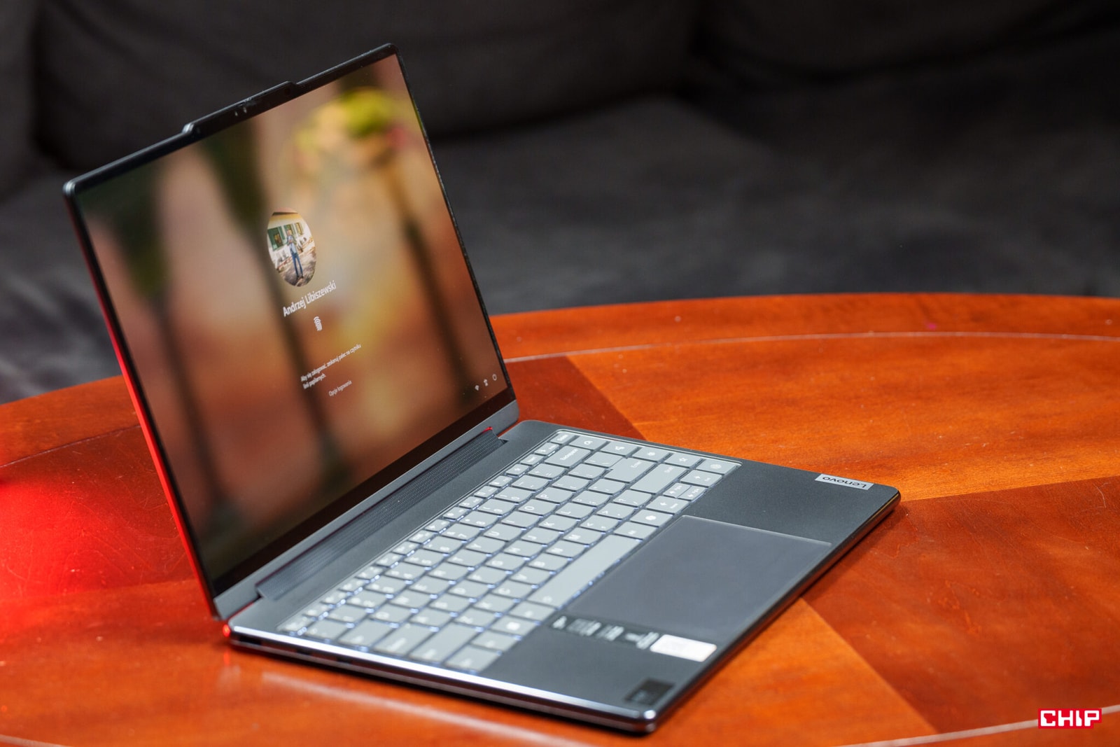 Lenovo Yoga 9i 2-in-1 Gen 9 14
