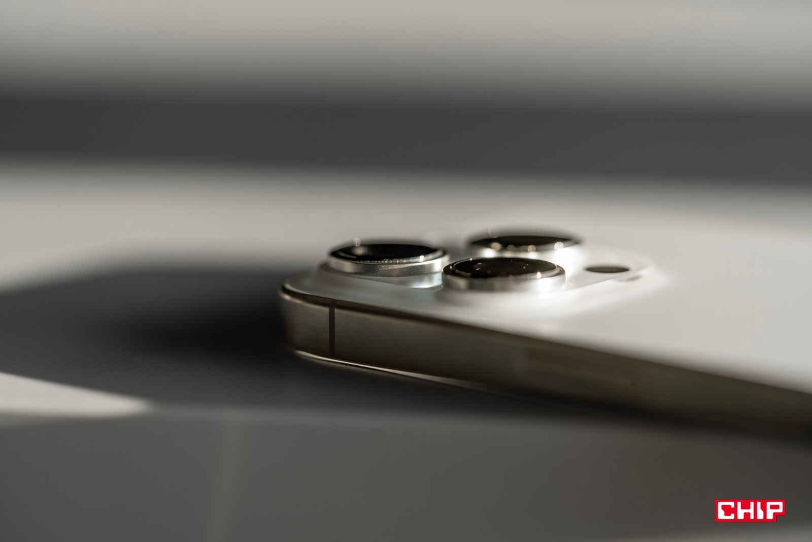 Galaxy S25 Slim czy iPhone 17 Air? Giganci technologii szykują nowości