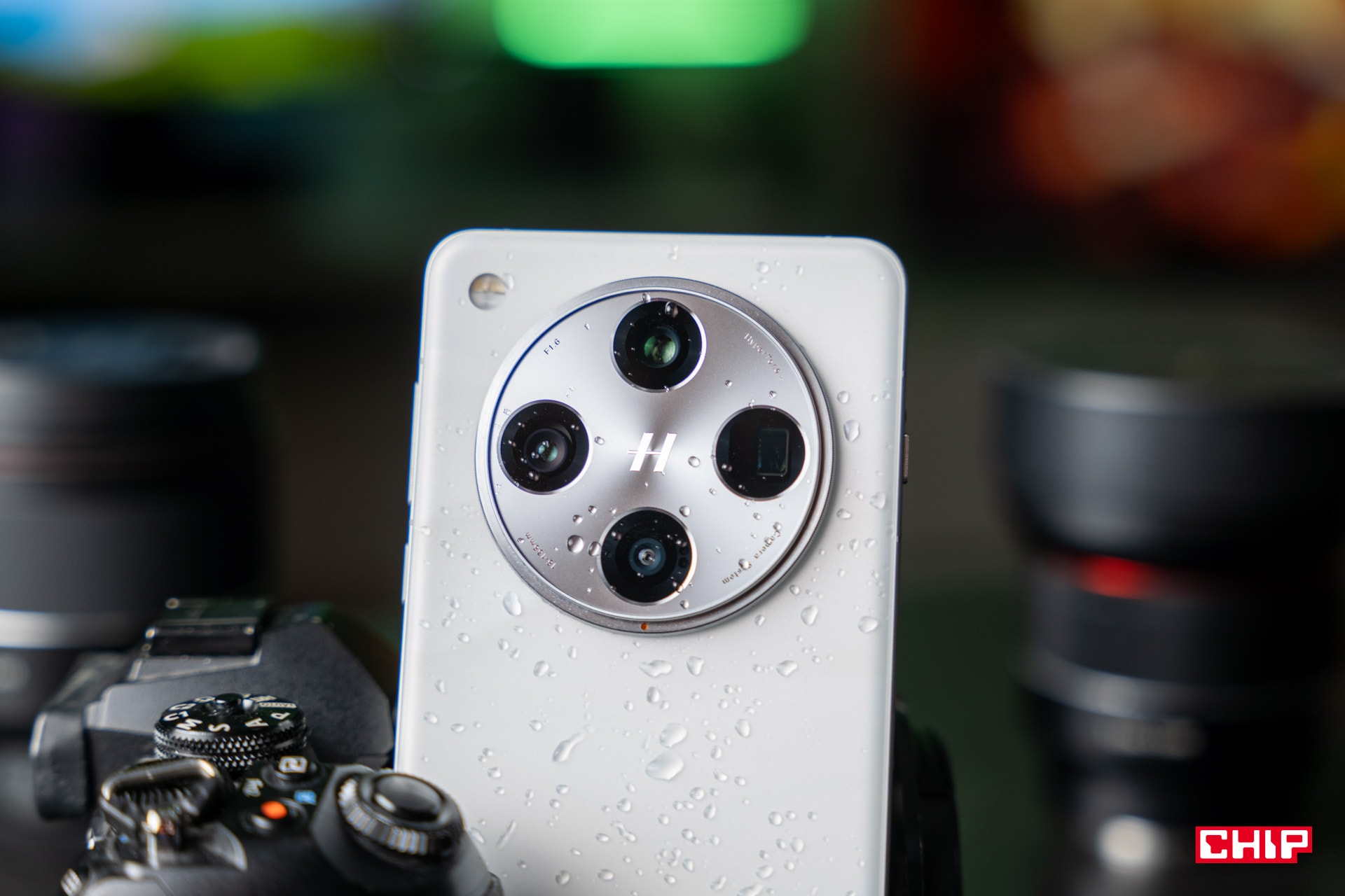 Czekasz na ultraflagowca od Oppo? Możesz się nie doczekać