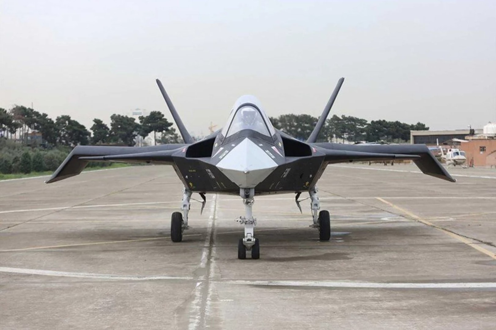 Rewolucja w wojskowym lotnictwie. Irański Qaher-313 w nowej bezzałogowej odsłonie