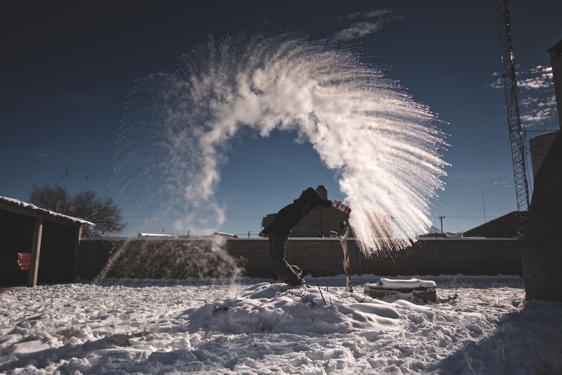 To zjawisko przeczy logice. Fizycy właśnie ujawnili jego wielki sekret
