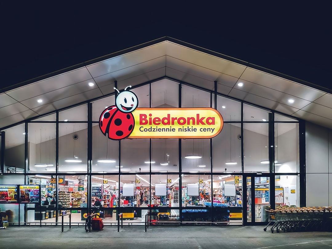 Wielkanocna wyprzedaż w sieci Biedronka – małe AGD w świetnych cenach