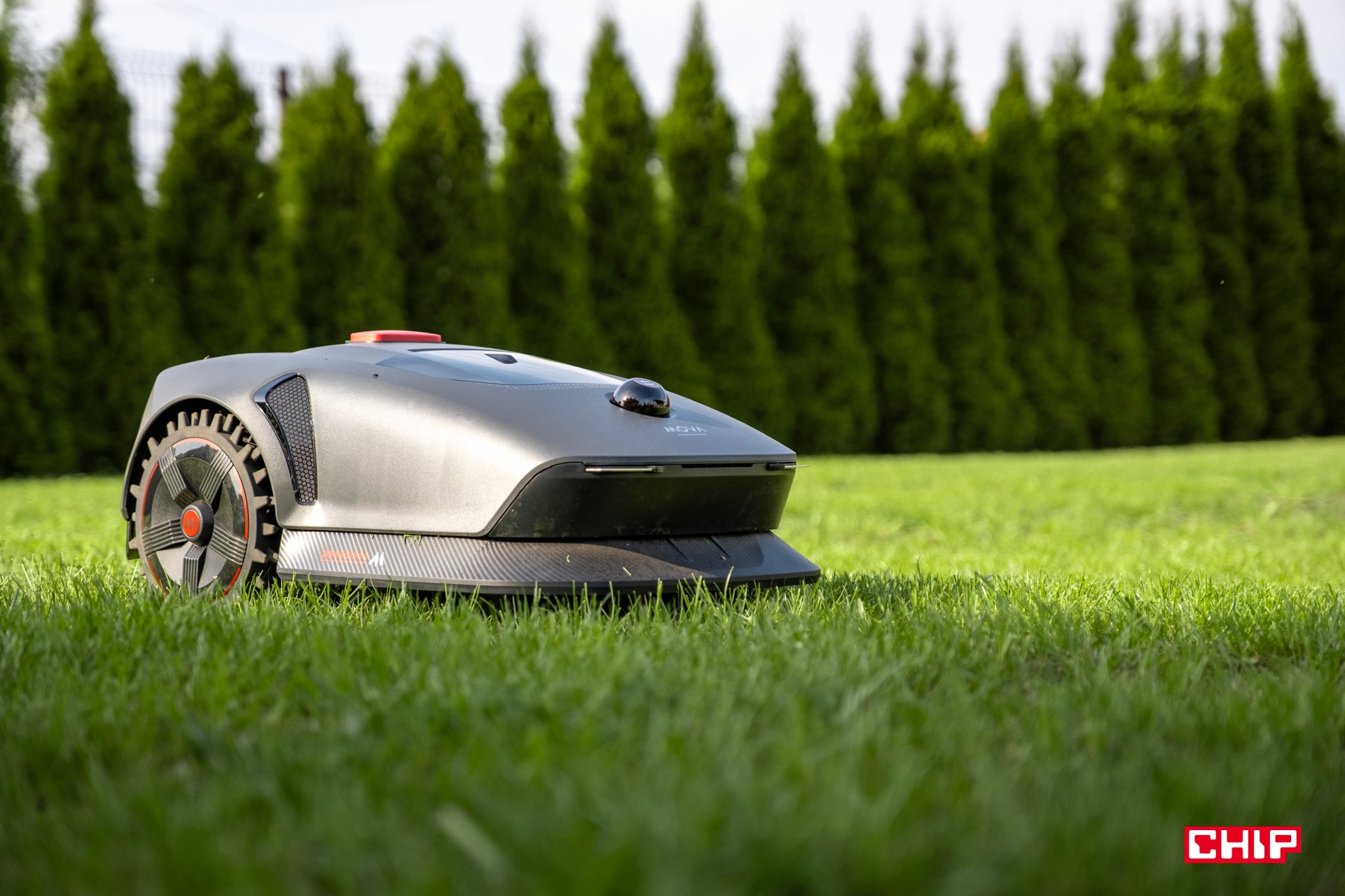 Test Mova 1000. Wygoda autonomicznego koszenia, precyzja LiDAR i rozsądna cena