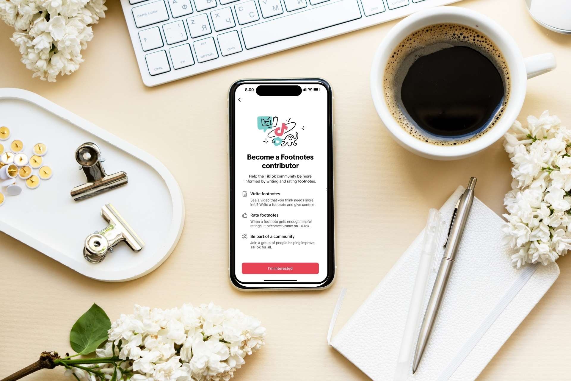 TikTok tego potrzebował. Dezinformację pokonają jego użytkownicy?