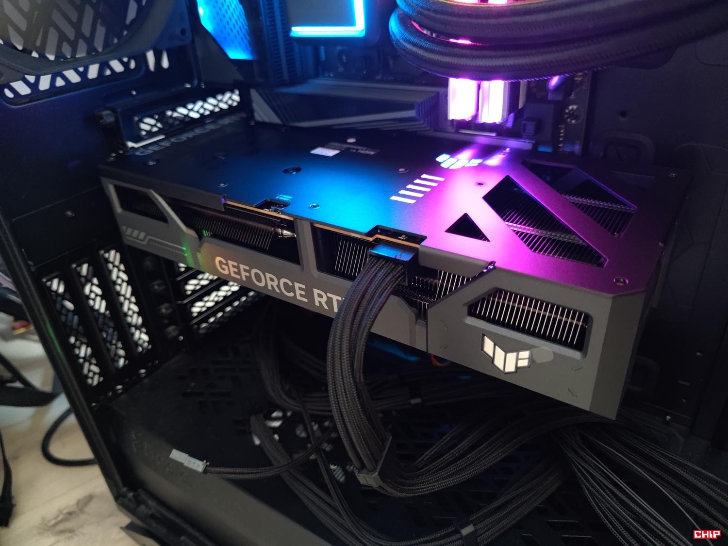 Test Asus GeForce RTX 5060 TUF Gaming OC