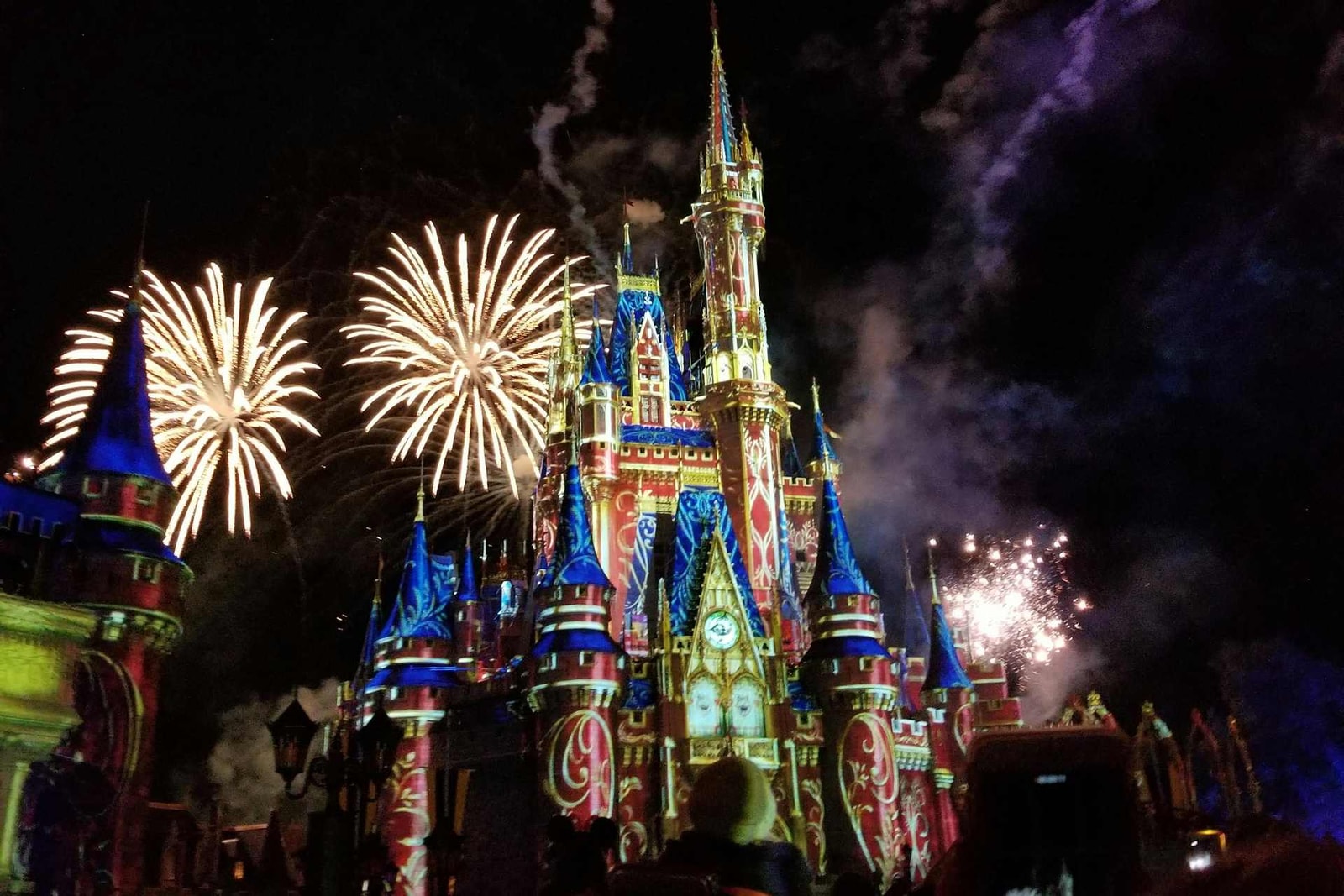 Disney i Universal pozywają Midjourney. Koniec beztroskiego generowania grafik?