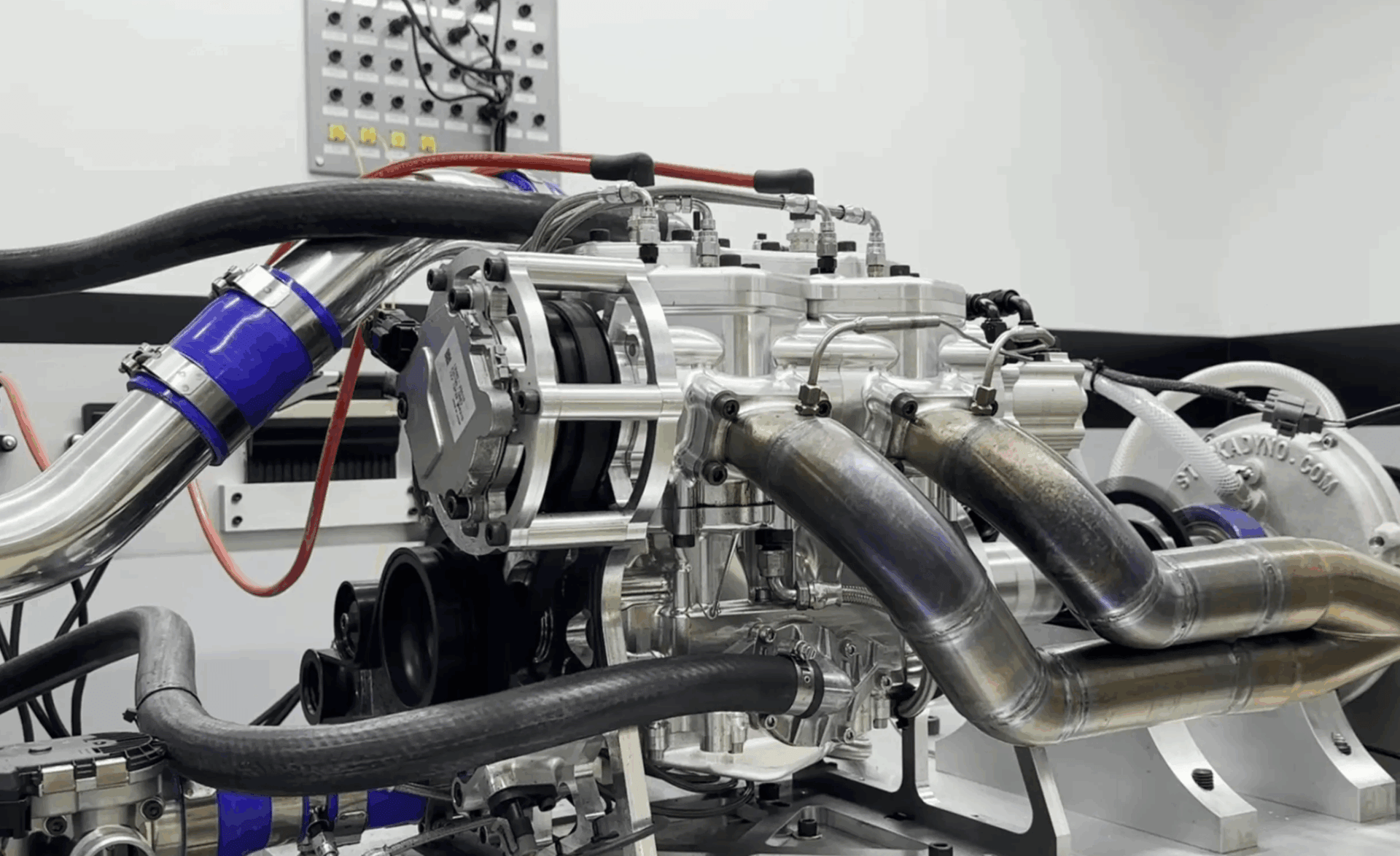 RevForce może wykorzystywać różnego rodzaju paliwa /Fot. Alpha-Otto
