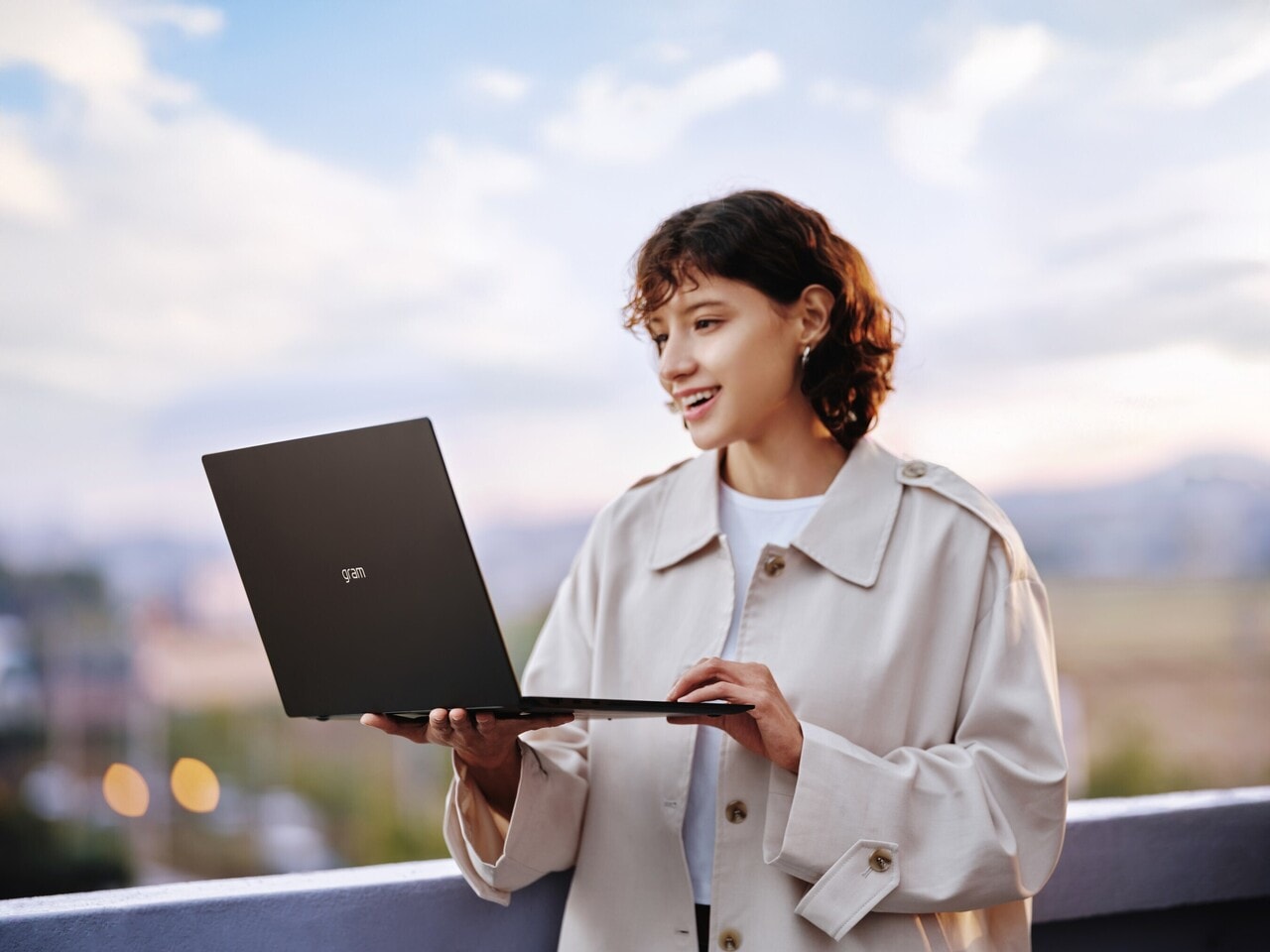 Jeśli szukasz ultralekkich laptopów, to LG ma coś właśnie dla Ciebie! 