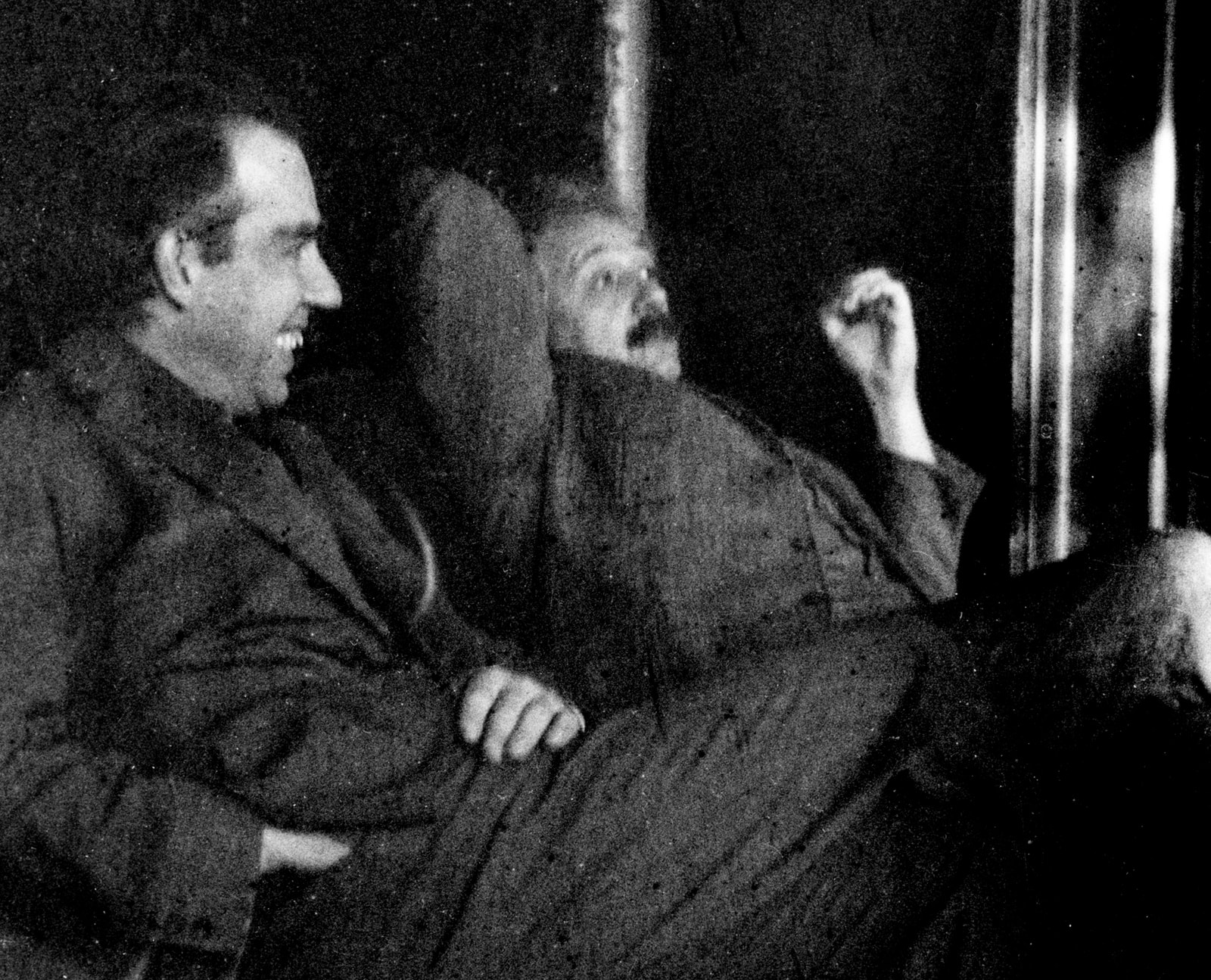 Fizycy rozstrzygnęli wieloletni spór. Z jednej strony Einstein, z drugiej Bohr