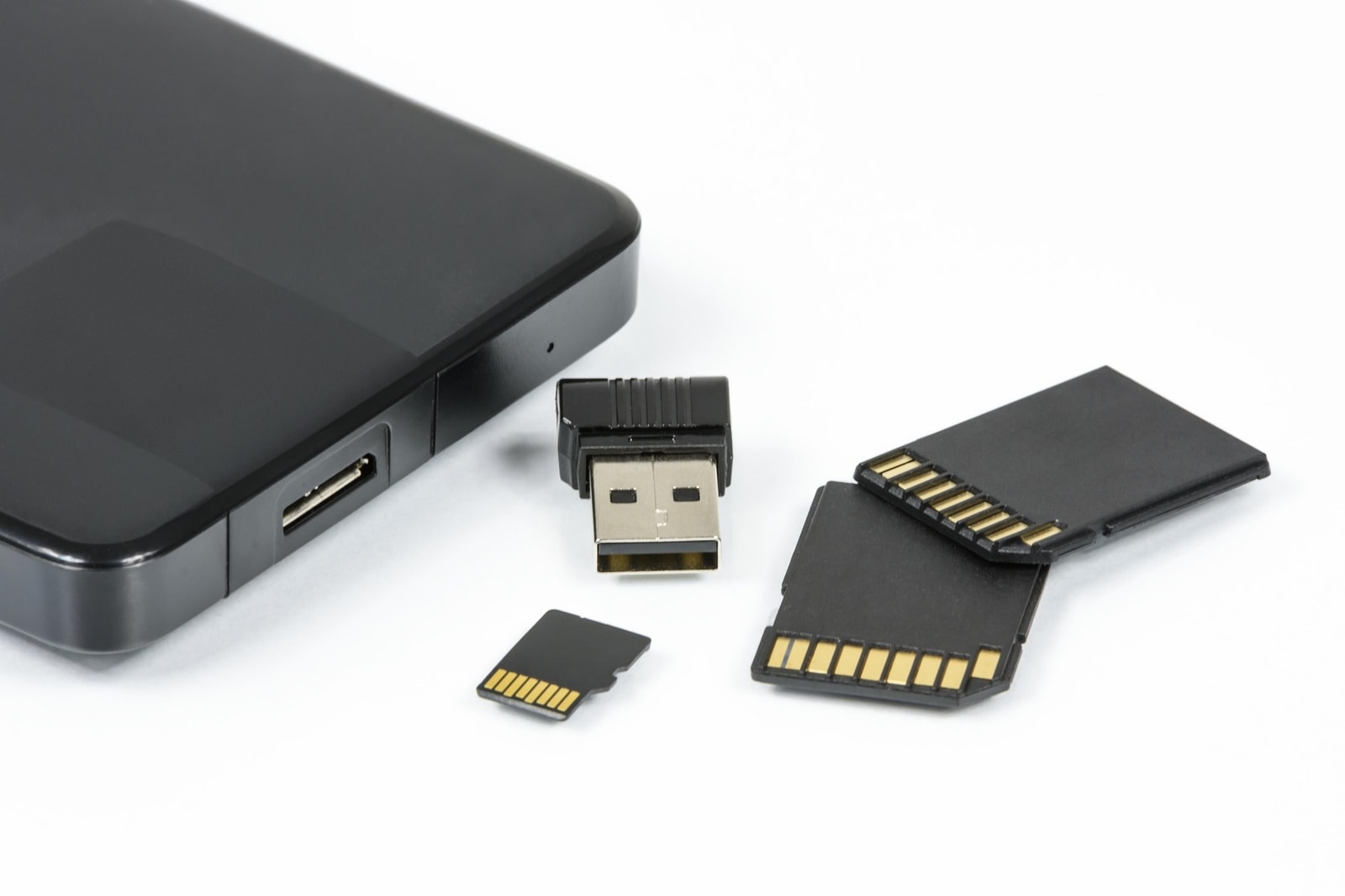 Jak wybrać dobrą kartę MicroSD? Ktoś przetestował ich ponad 200