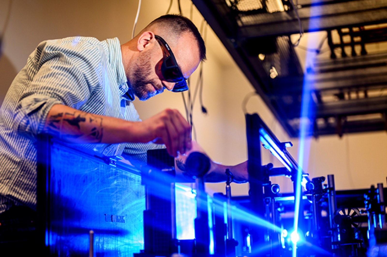 Twój smartfon wkrótce przyspieszy jak nigdy dotąd. Naukowcy opracowali materiał o niezwykłych właściwościach