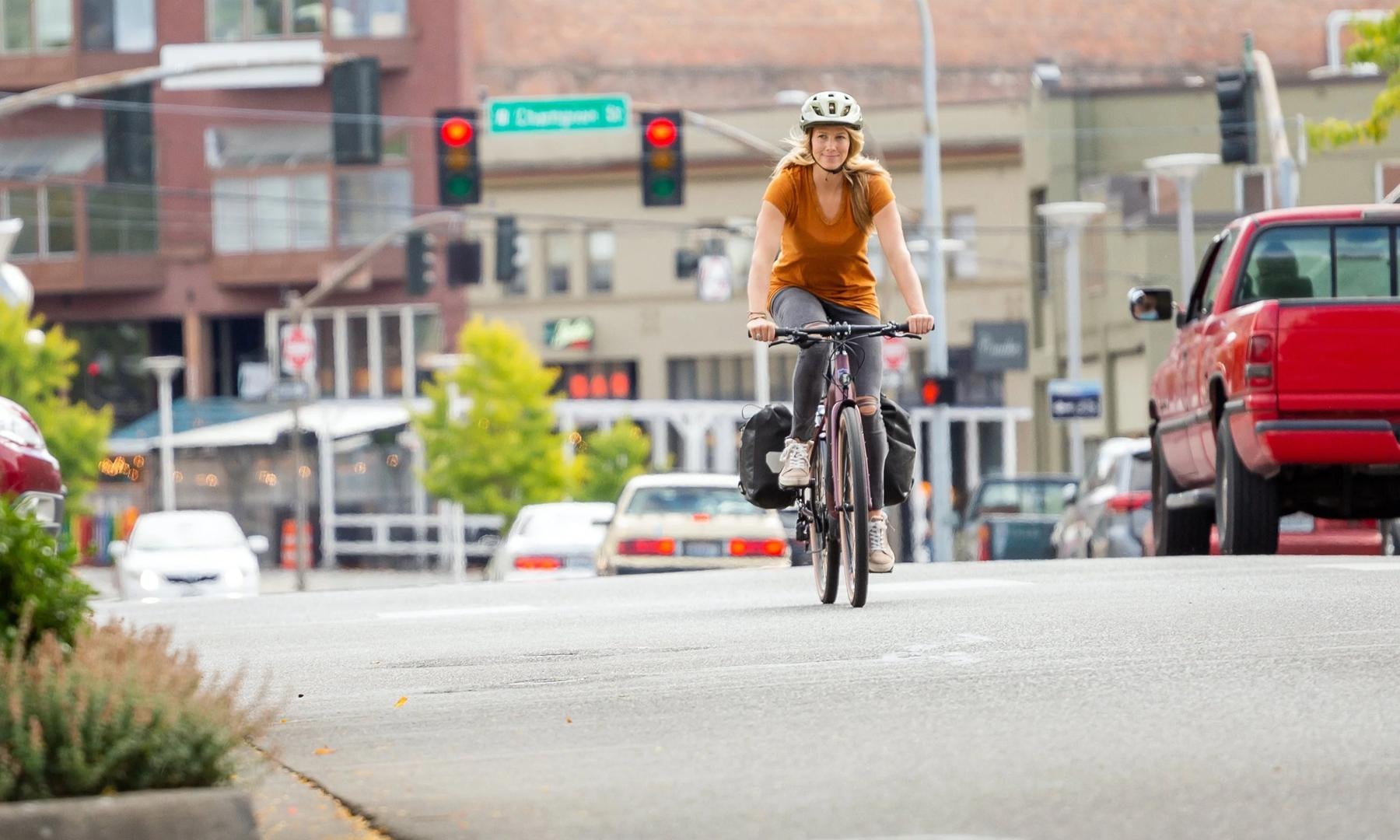 Miasta wreszcie dadzą się znieść. Zapomnij o korkach i wskakuj na nowość od Kona