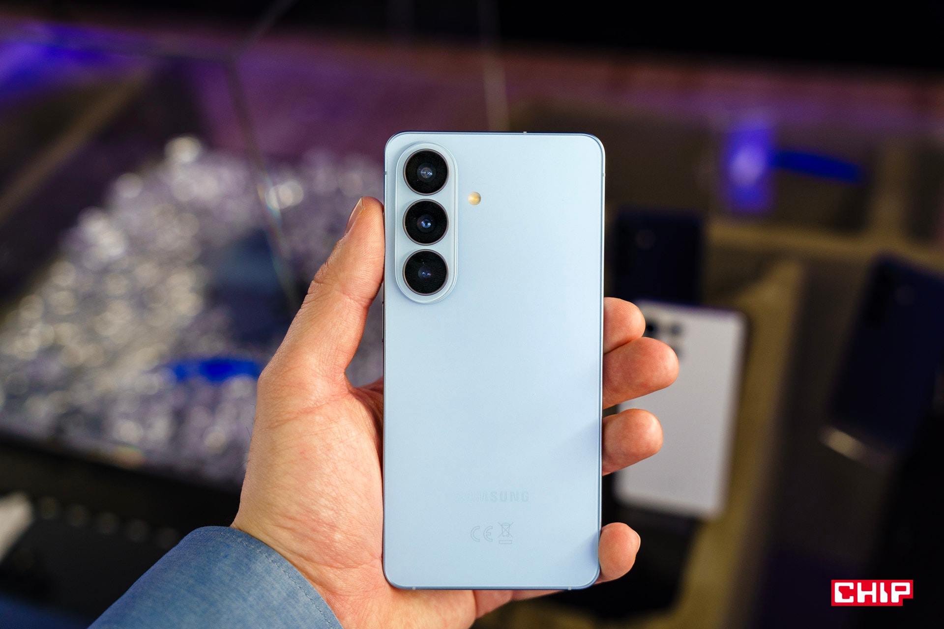 Koniec złudzeń. Producenci smartfonów nie chcą inwestować w małe ekrany