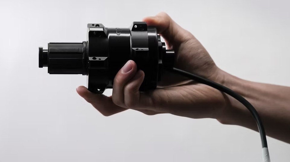 Elektryczny rower na żądanie. Ten zestaw robi z roweru e-bike bez zabijania klasyki i sensu