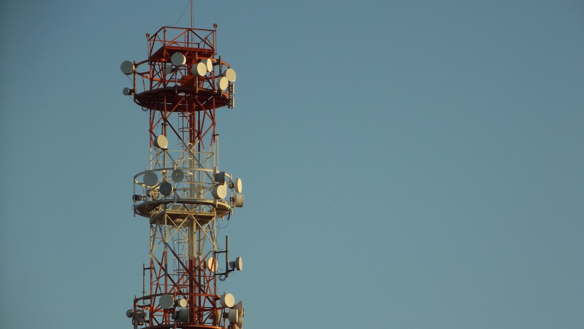 Pożegnanie z 3G w Plusie. Czas na technologiczną przeprowadzkę do 4G i 5G