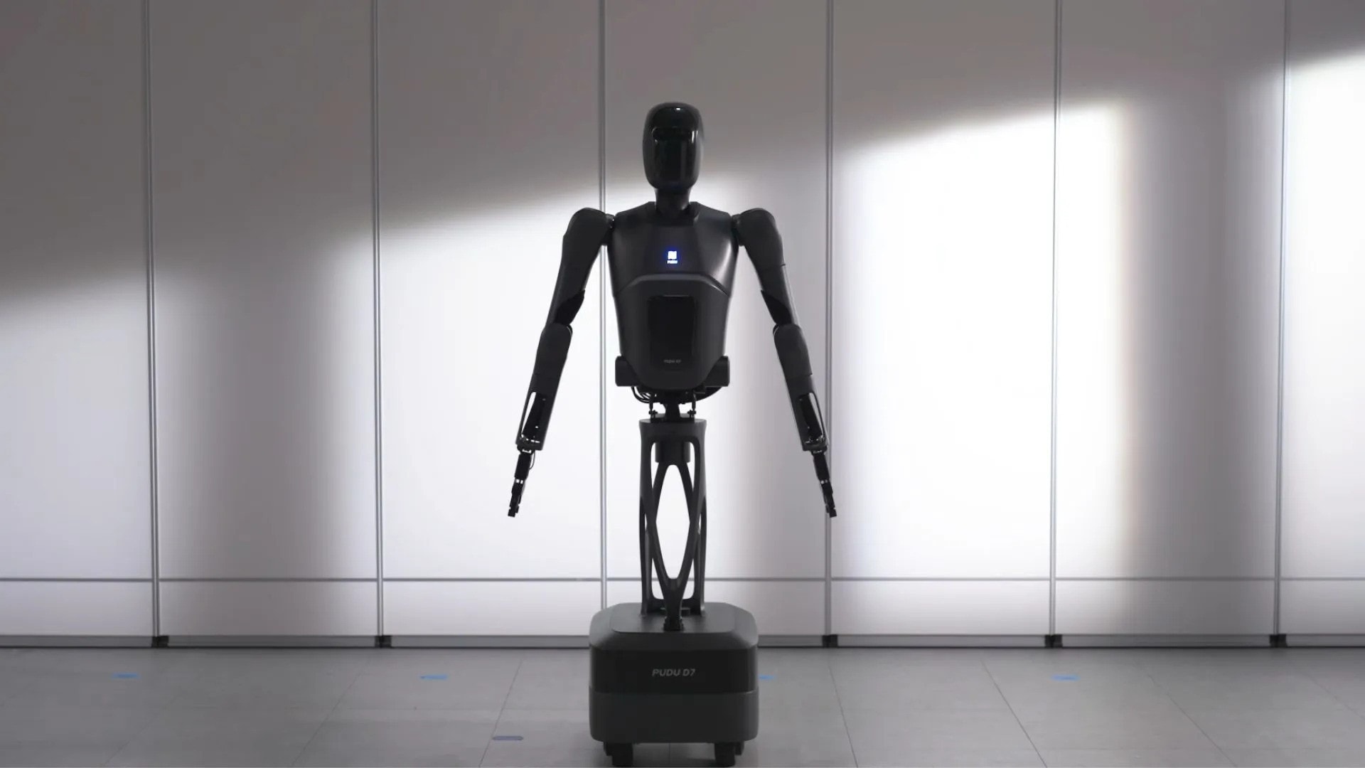 PUDU D7 wnosi samodzielność robotów na nieosiągalny wcześniej poziom. Ni to blaszak, ni humanoid