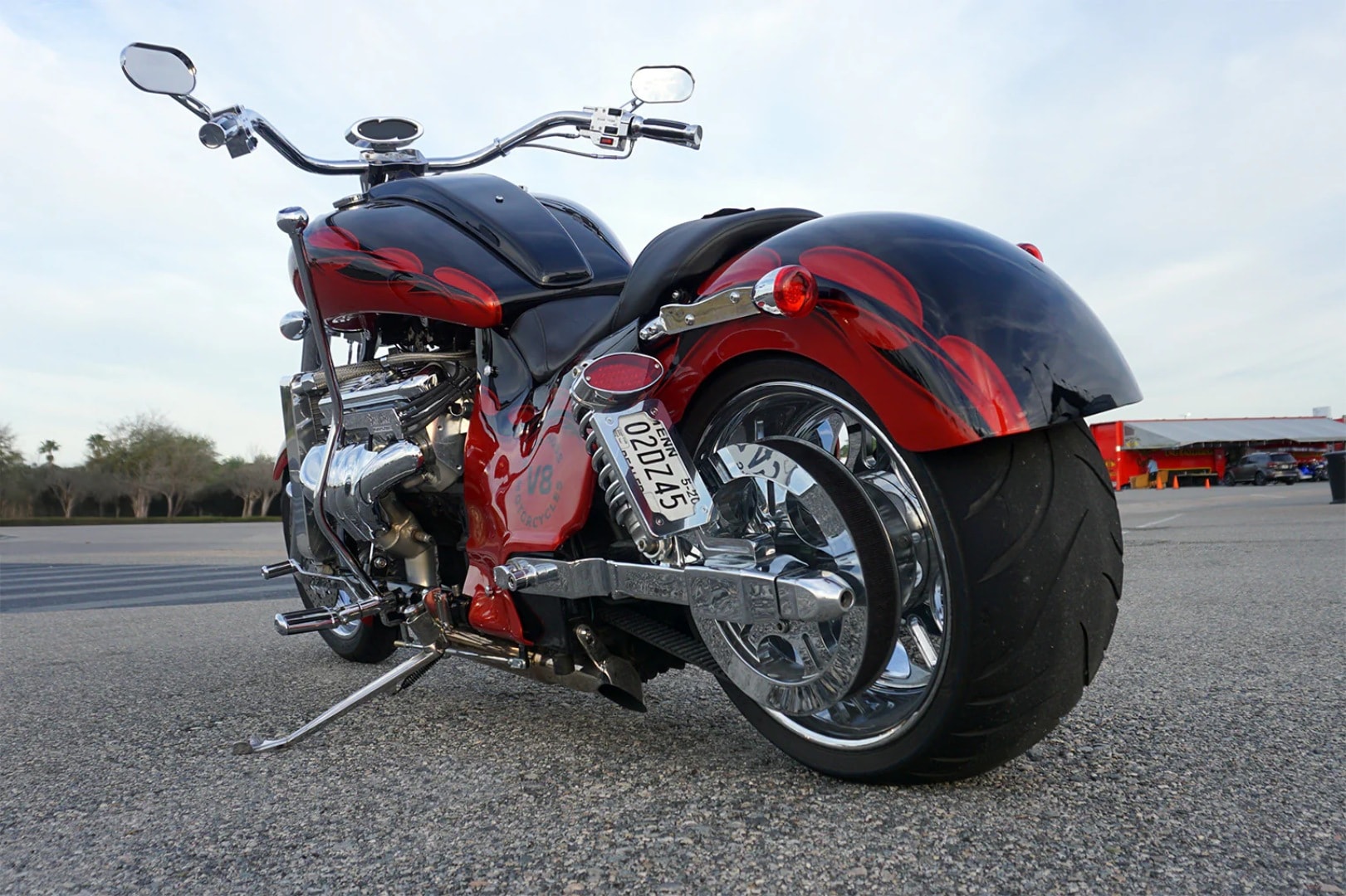 Ponad pół tony i 600 koni, a to wszystko w jednośladzie. Motocykl z 8,1-litrowym silnikiem