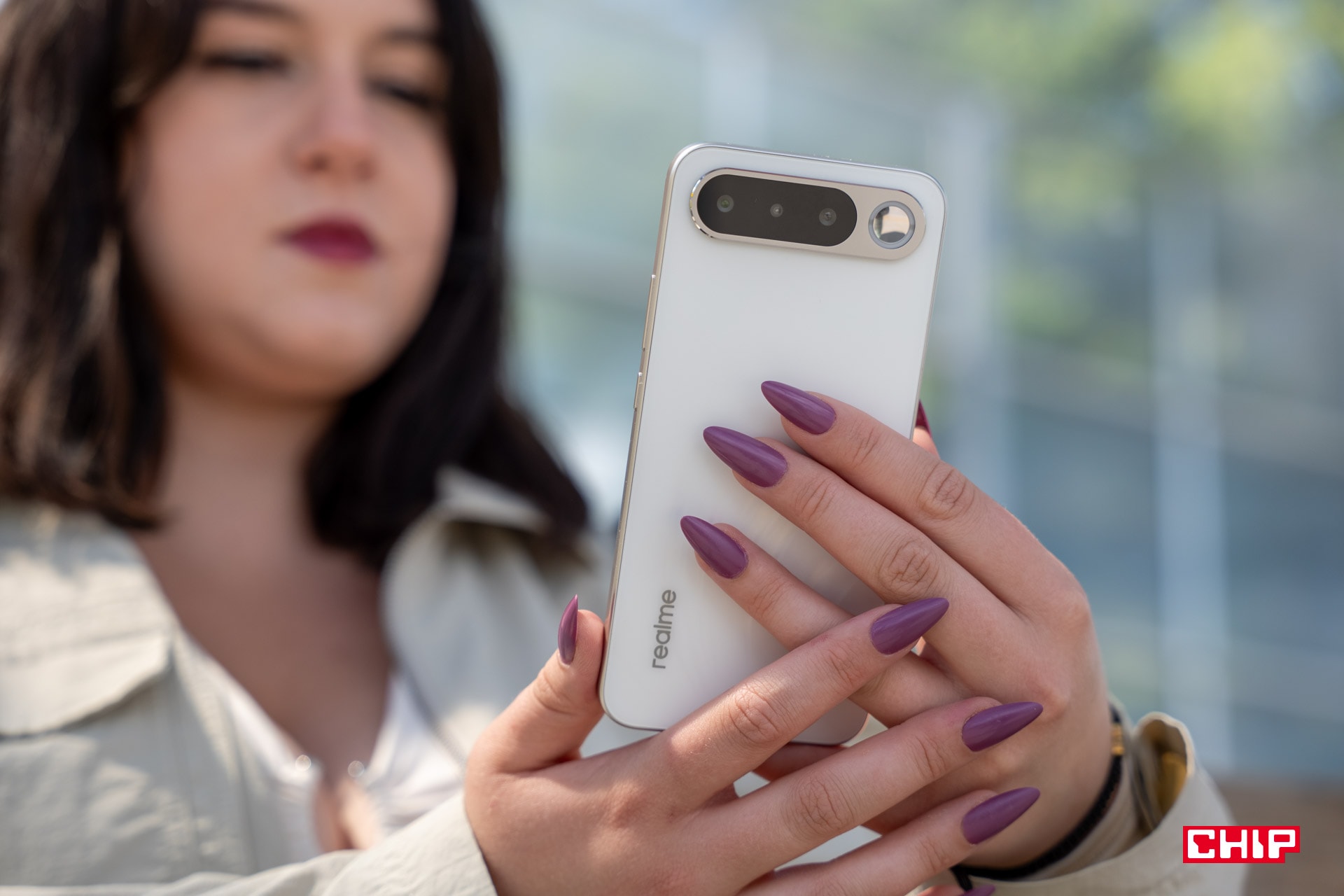 Sprytny smartfon dla poszukiwaczy stylu. Tak zaskoczył mnie realme 16 5G