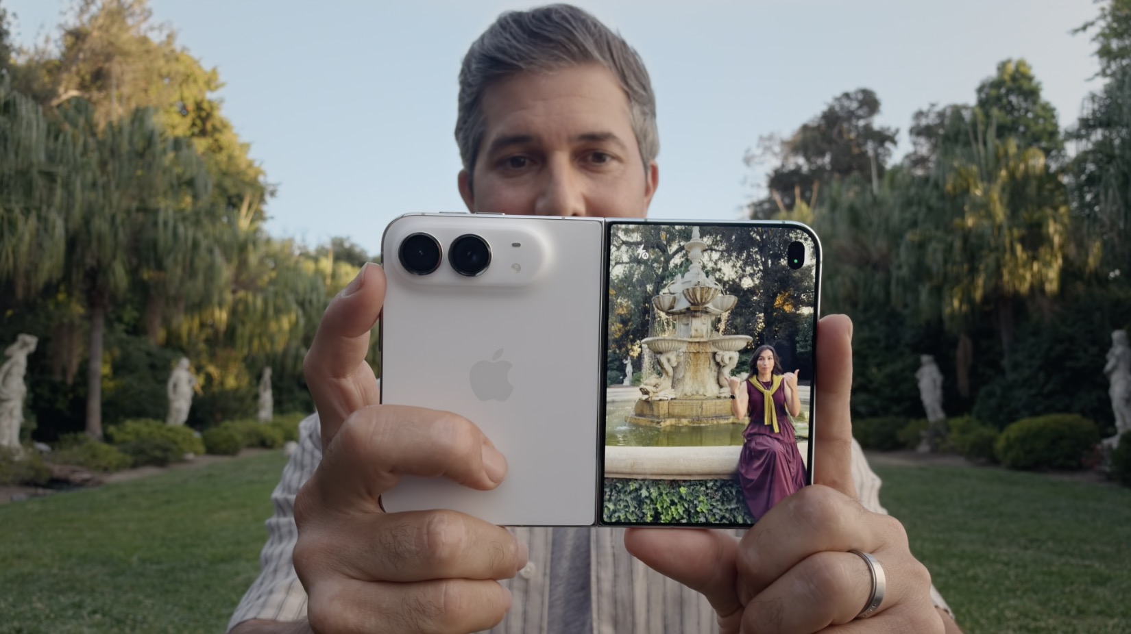 Tak Apple ogrywa konkurencję. iPhone Duo to pstryczek w nos Samsunga i nie tylko